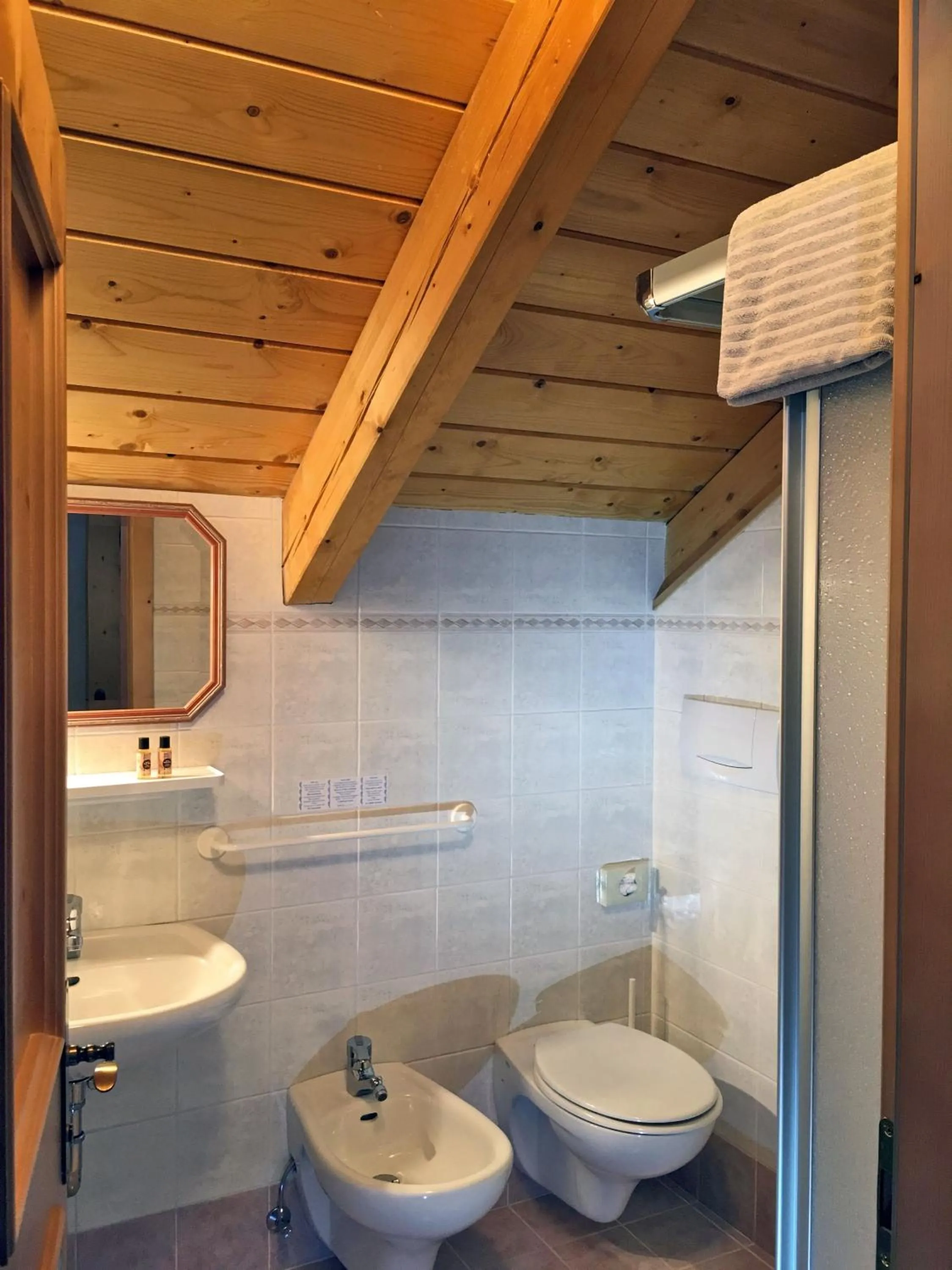 Bathroom in Rifugio Monti Pallidi