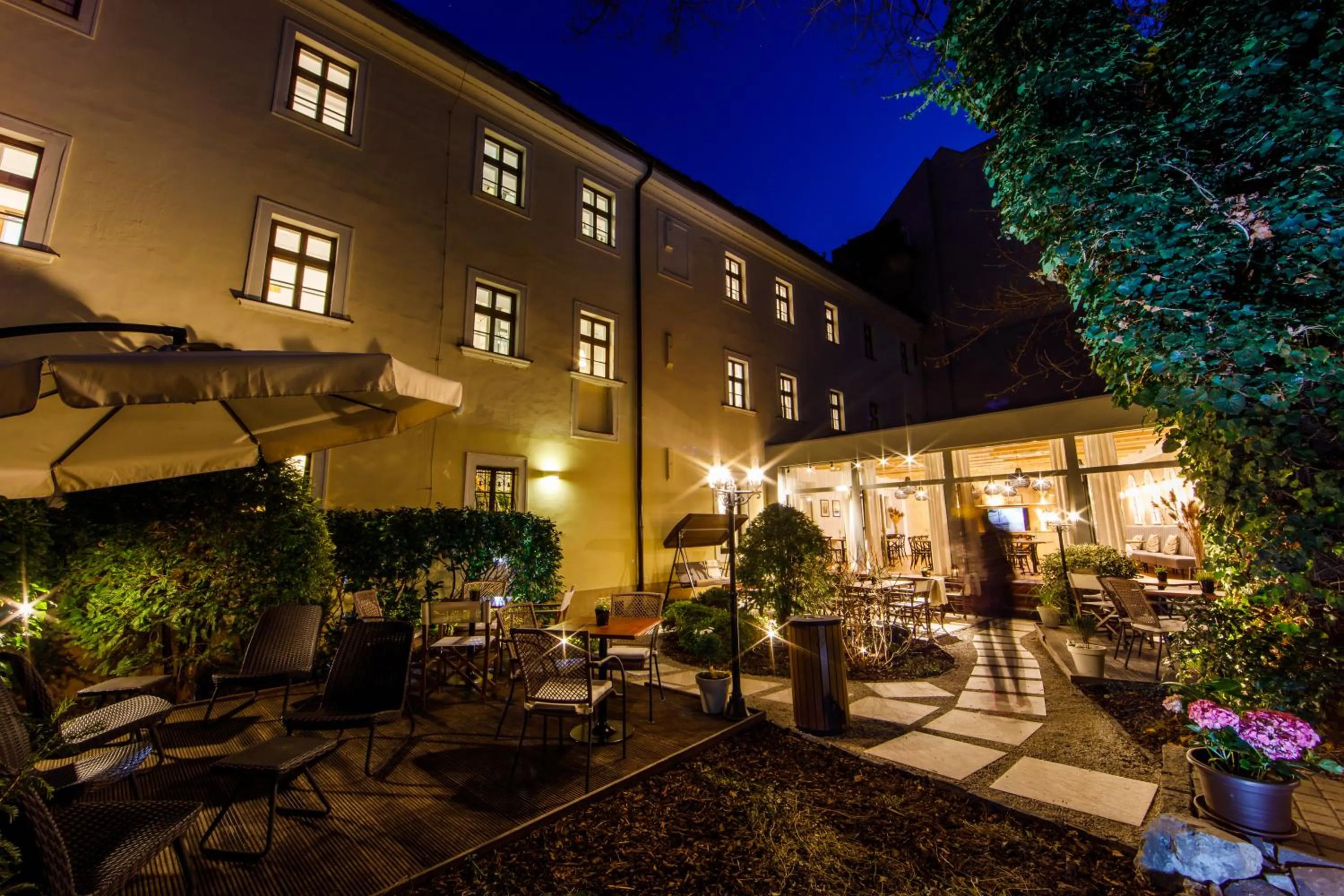 Garden in BEIGLI Hotel & Garden