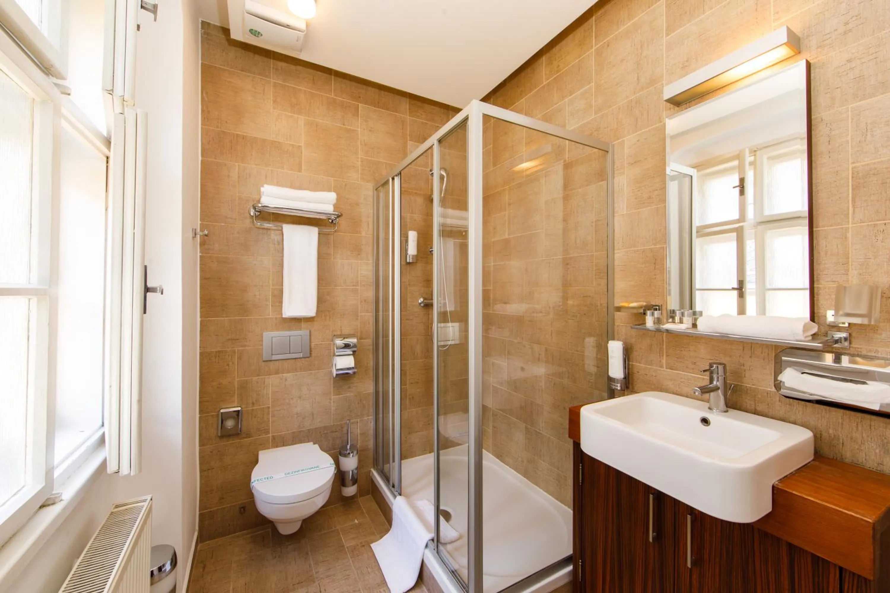 Bathroom in BEIGLI Hotel & Garden