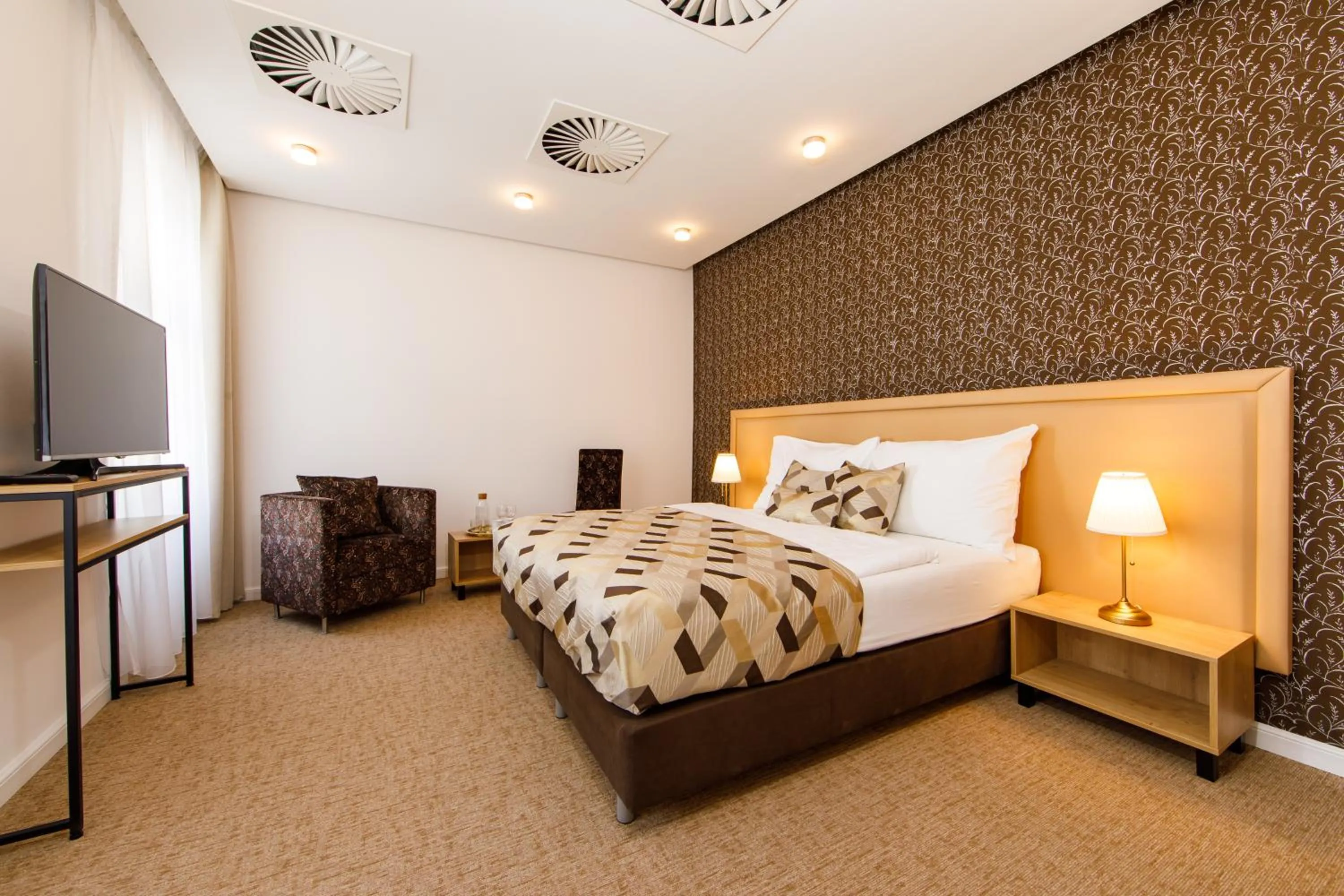 Photo of the whole room, Bed in BEIGLI Hotel & Garden