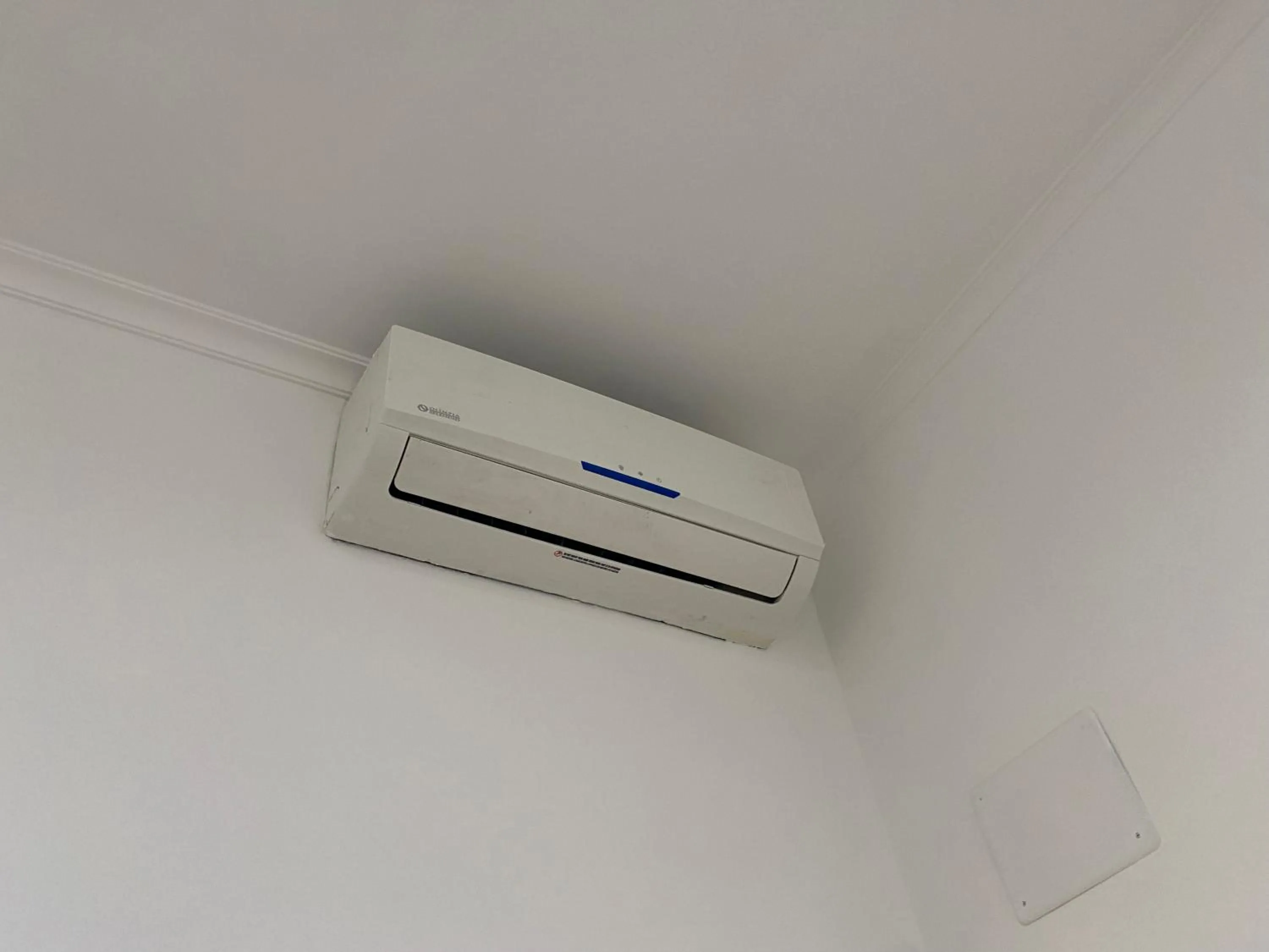 air conditioner in Legends