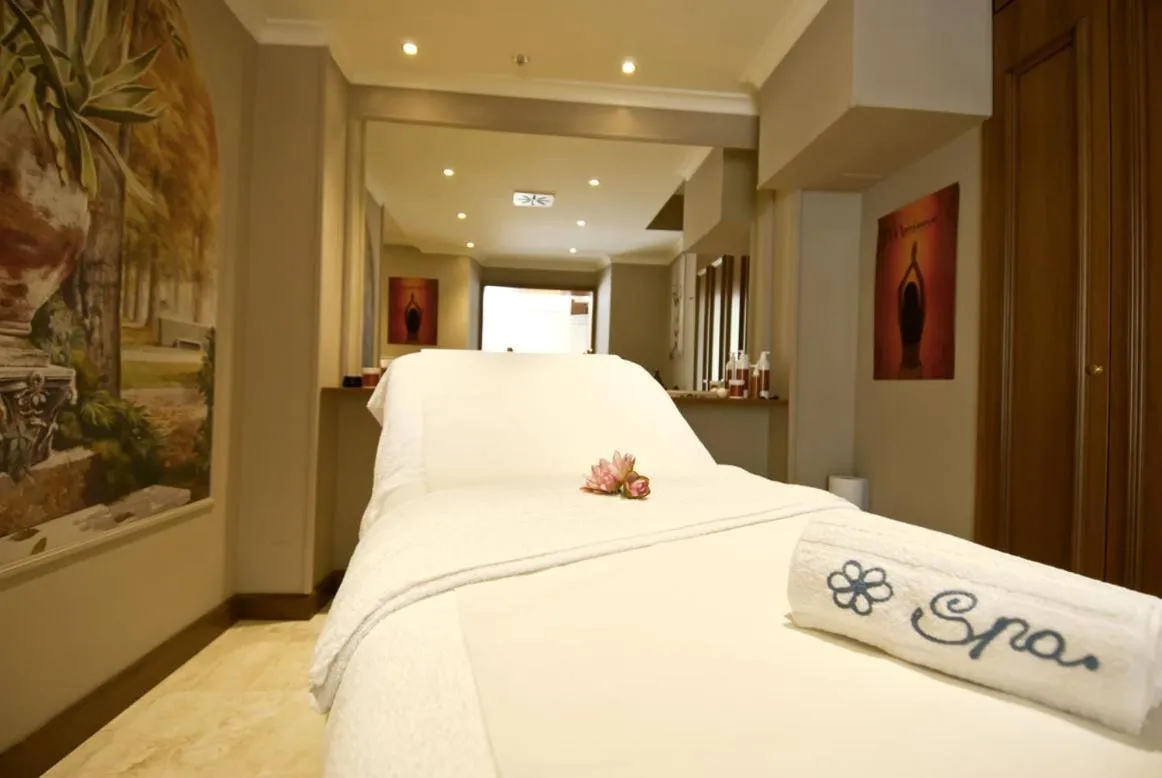 Spa and wellness centre/facilities, Bed in Hotel Argentina & SPA