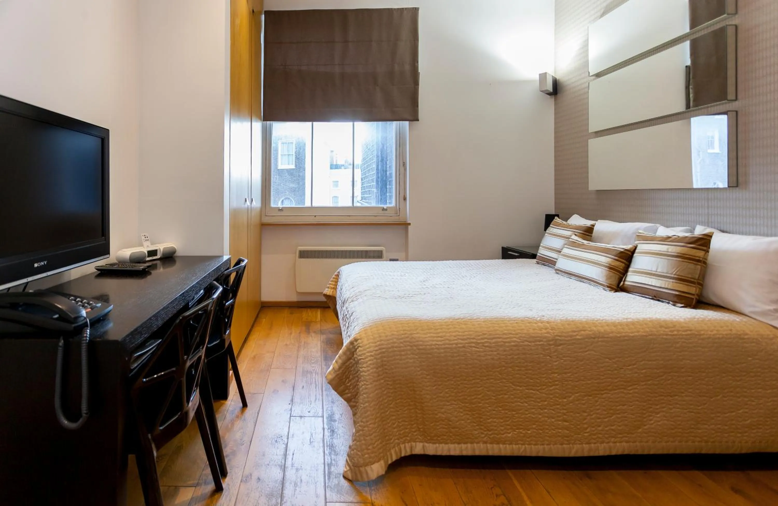 TV and multimedia, Bed in Space ApartHotel