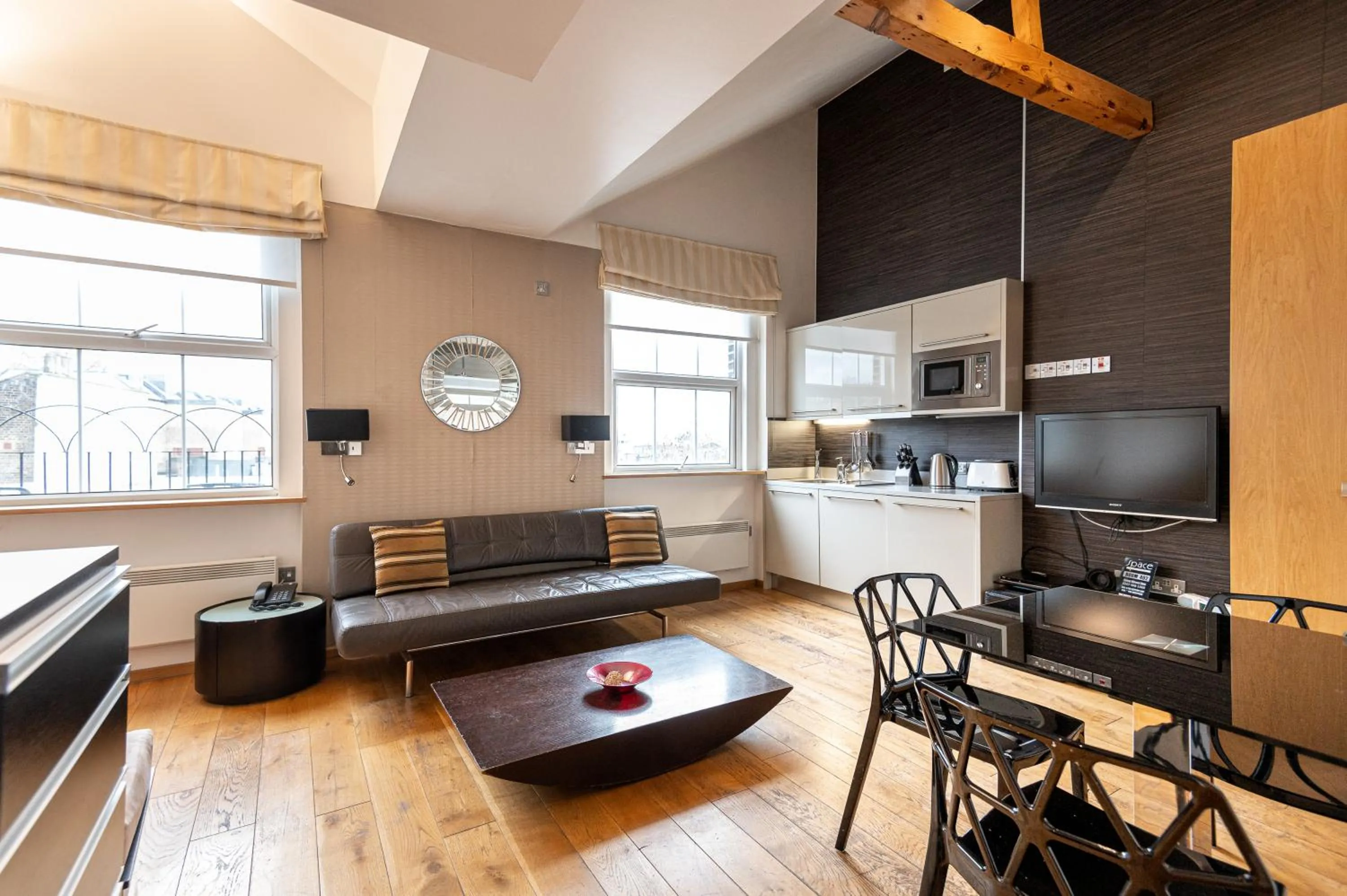 Seating area in Space ApartHotel