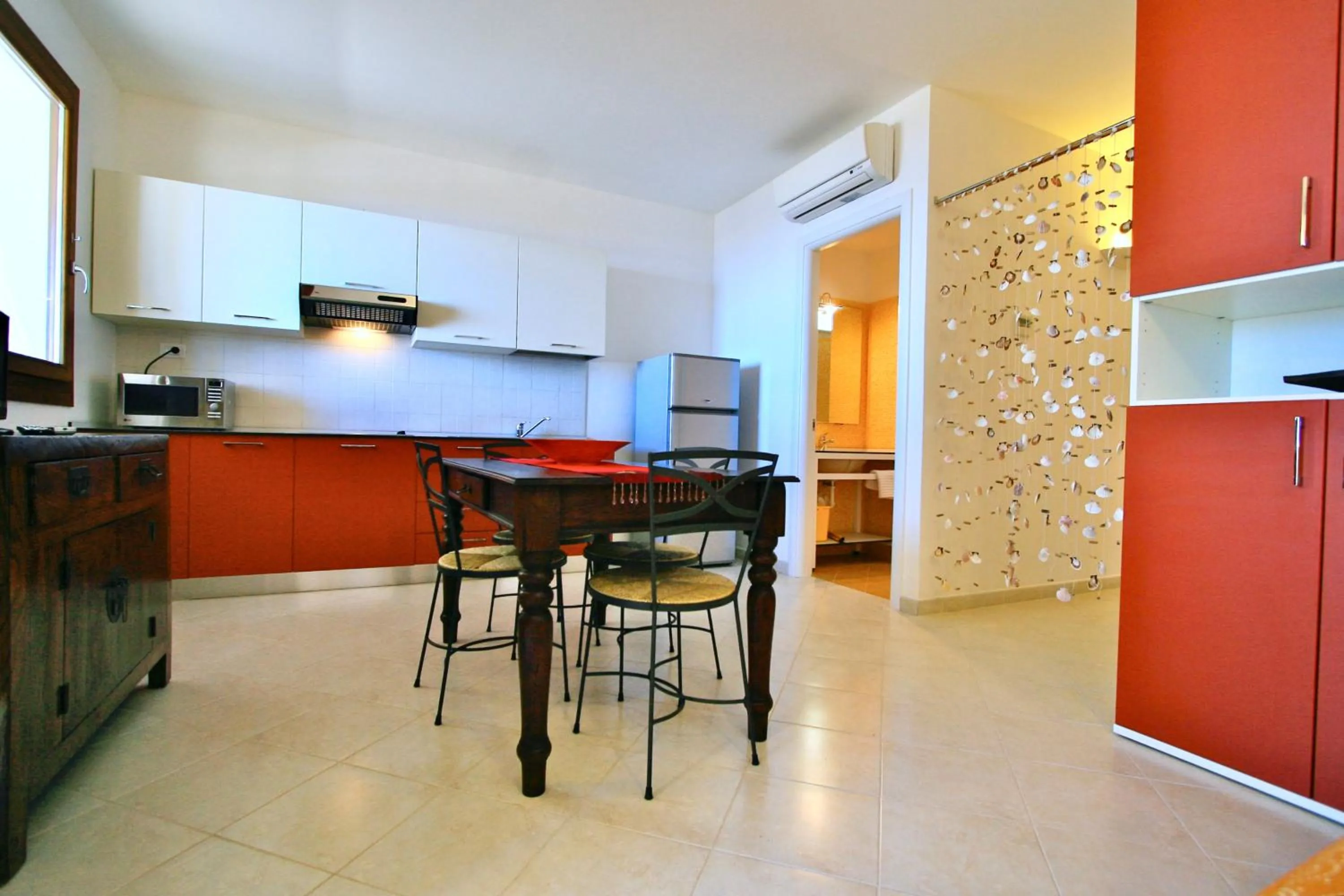 Kitchen or kitchenette in Kuddie Rosse Eco-Friendly Residence