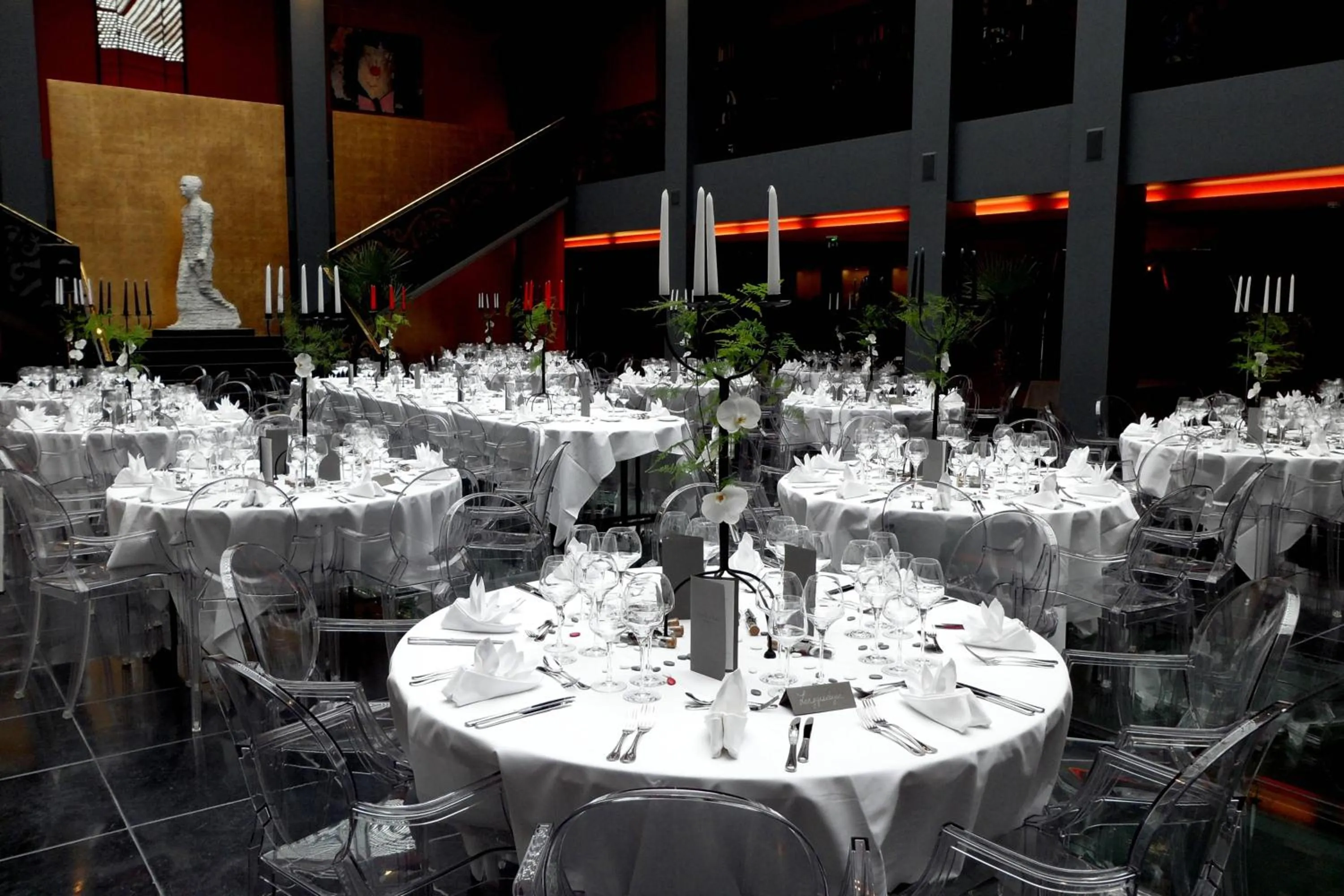 Lobby or reception in Hôtel de Bourgtheroulde, Autograph Collection