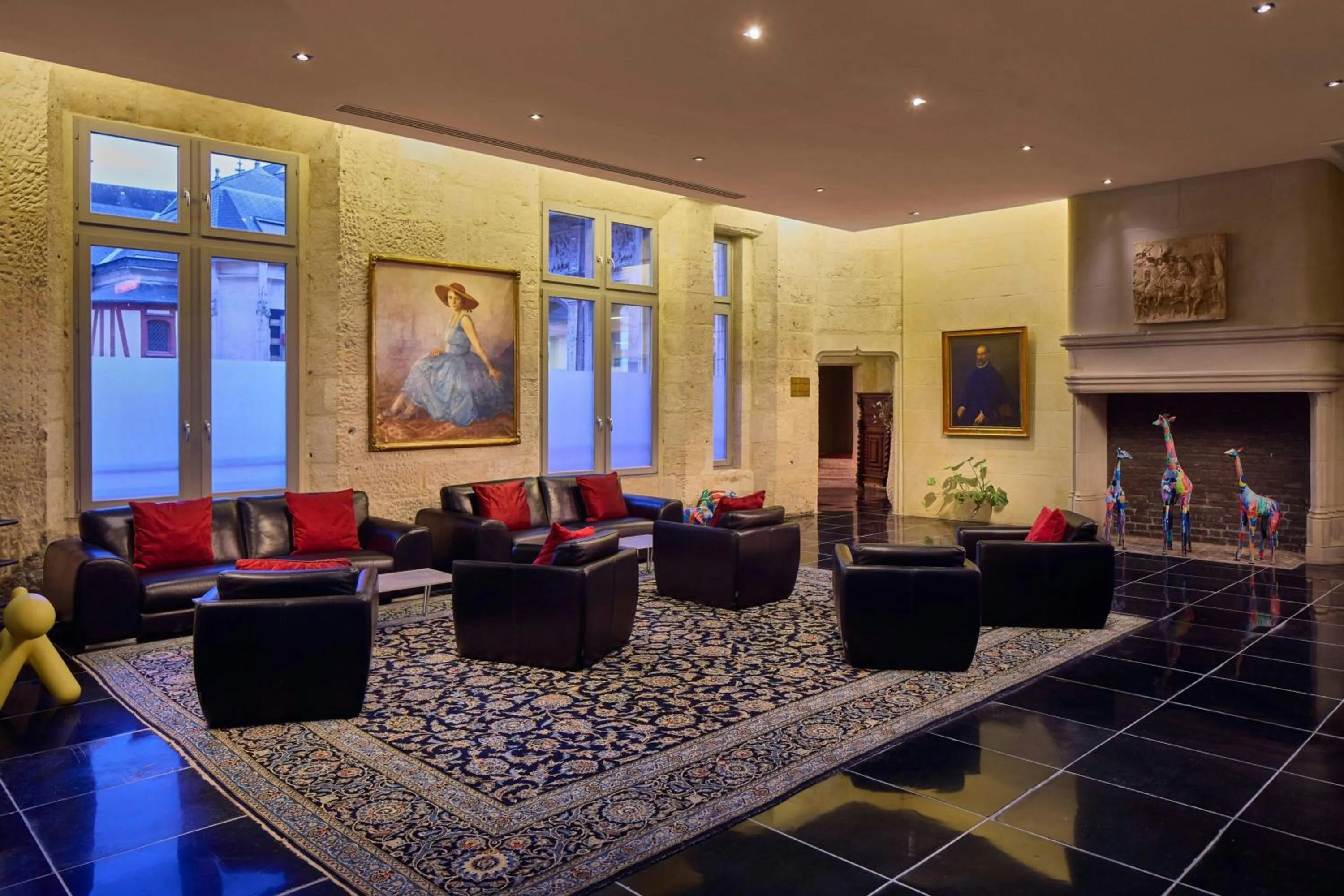 Lobby or reception in Hôtel de Bourgtheroulde, Autograph Collection