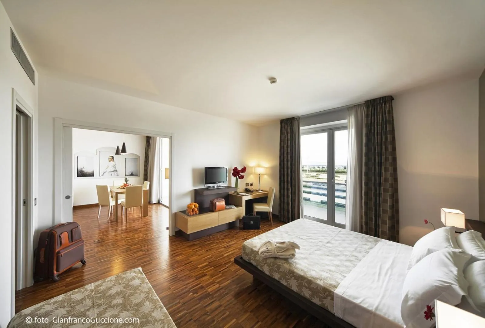 Photo of the whole room, Bed in Eureka Palace Hotel Spa Resort