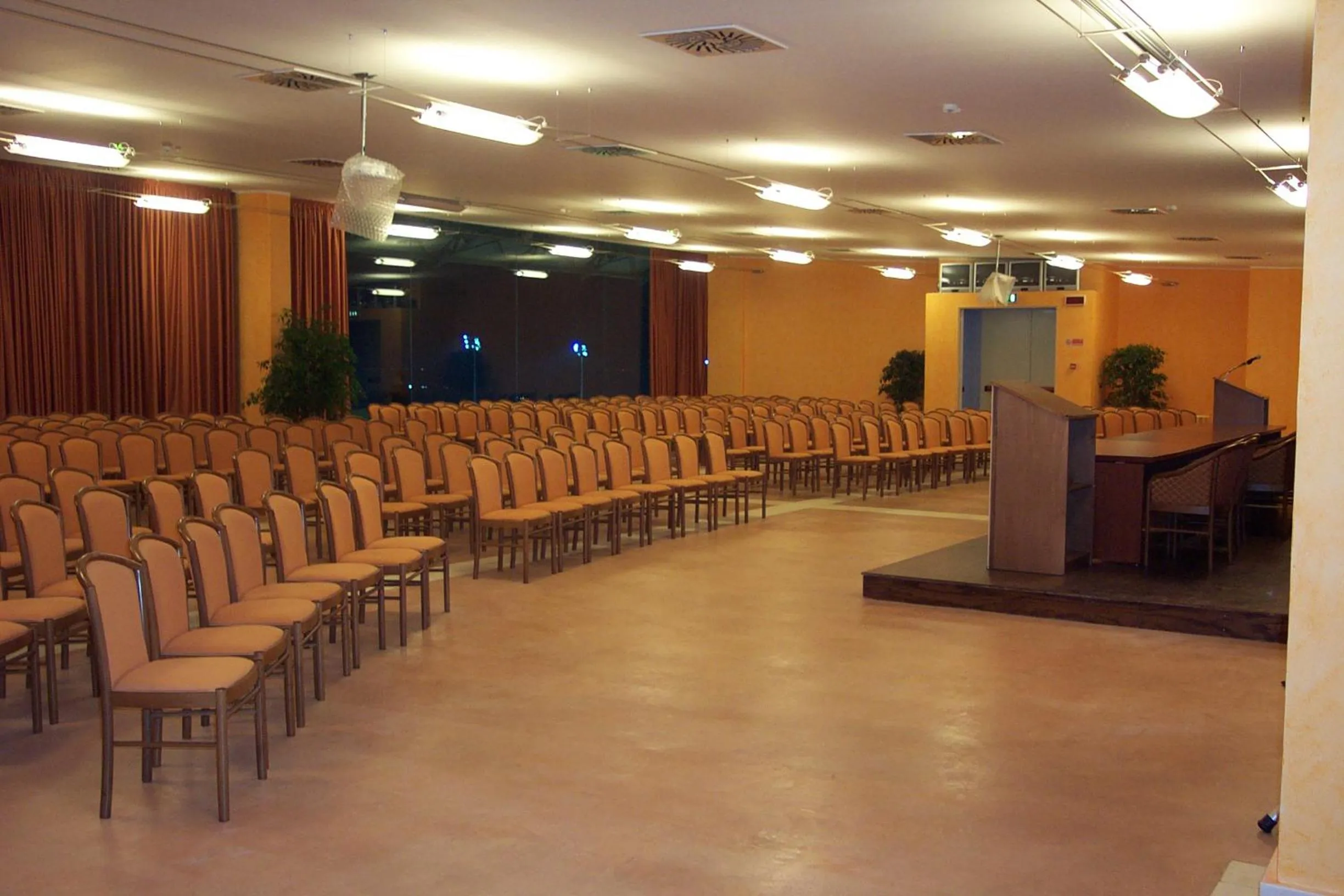 Meeting/conference room in Eureka Palace Hotel Spa Resort