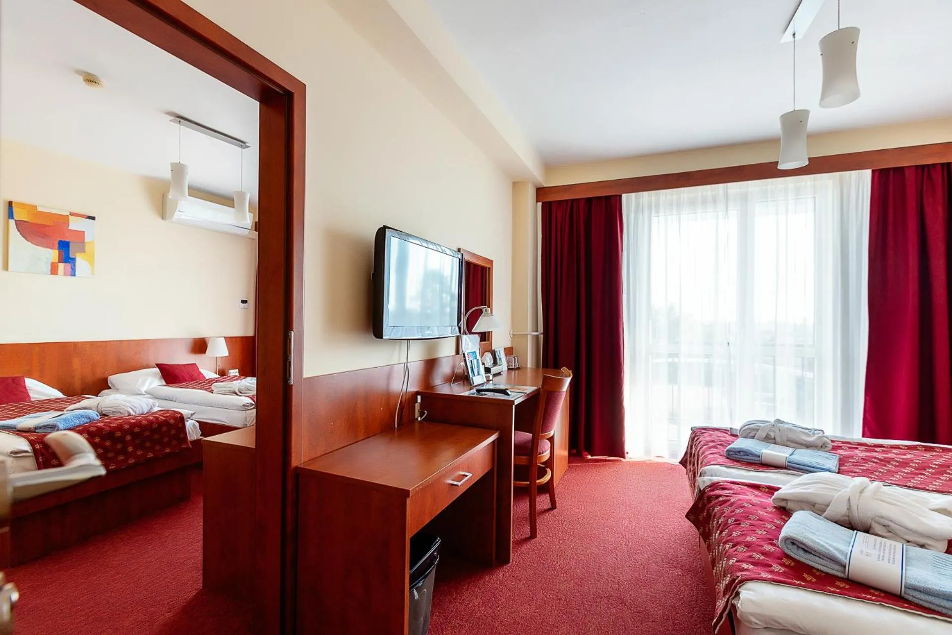 Photo of the whole room, Bed in Hotel Senec Aqua Resort - Family friendly