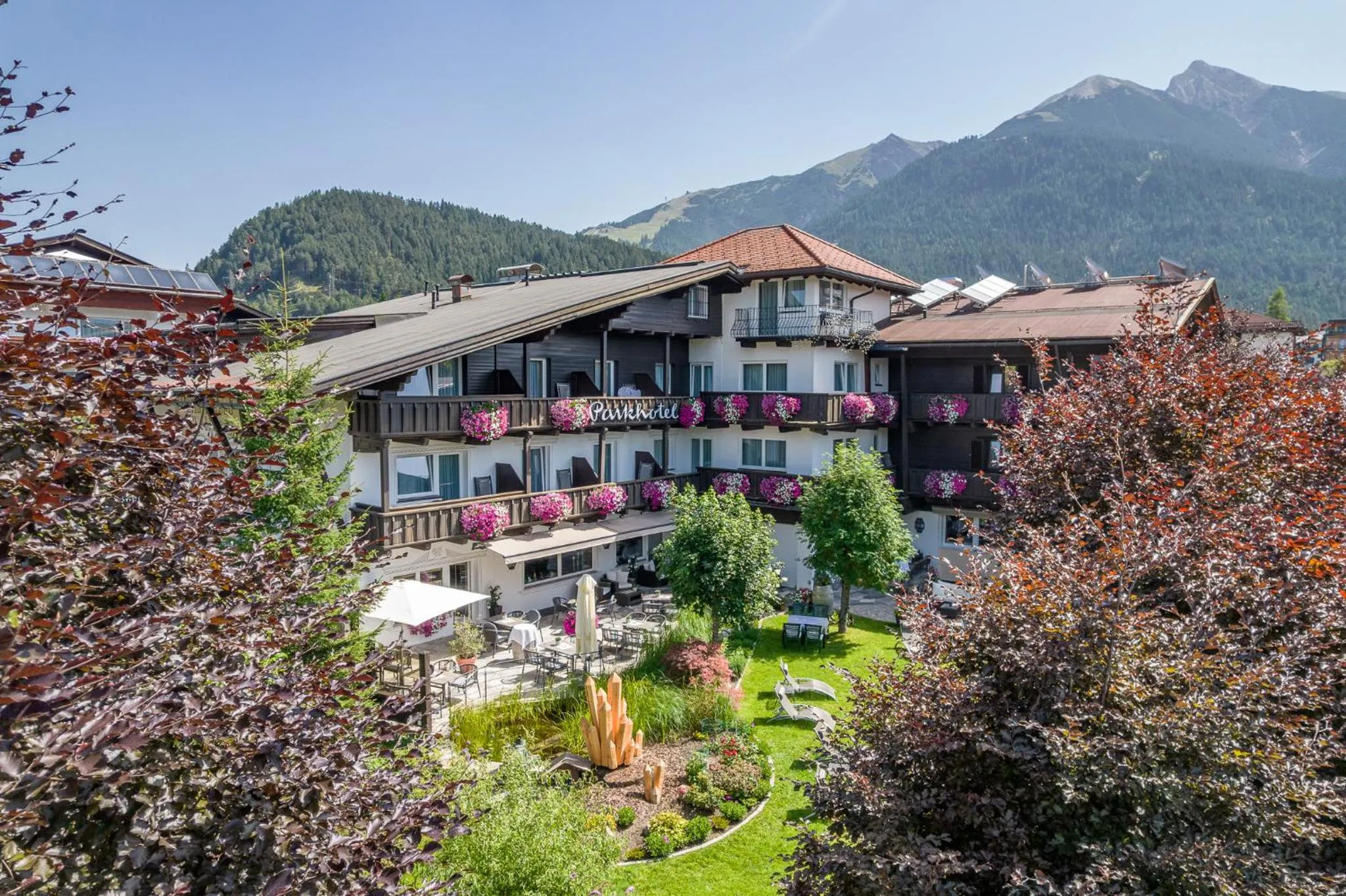 Property building in Parkhotel Seefeld