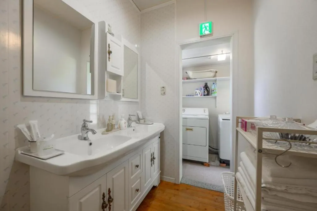 laundry in LuLu Manza