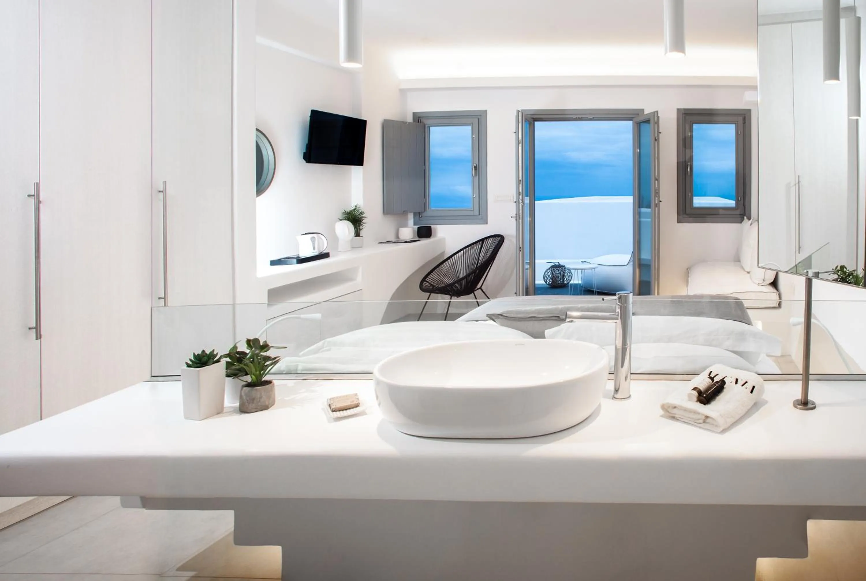 Bedroom in Alunia Incognito Suites - Adults Only