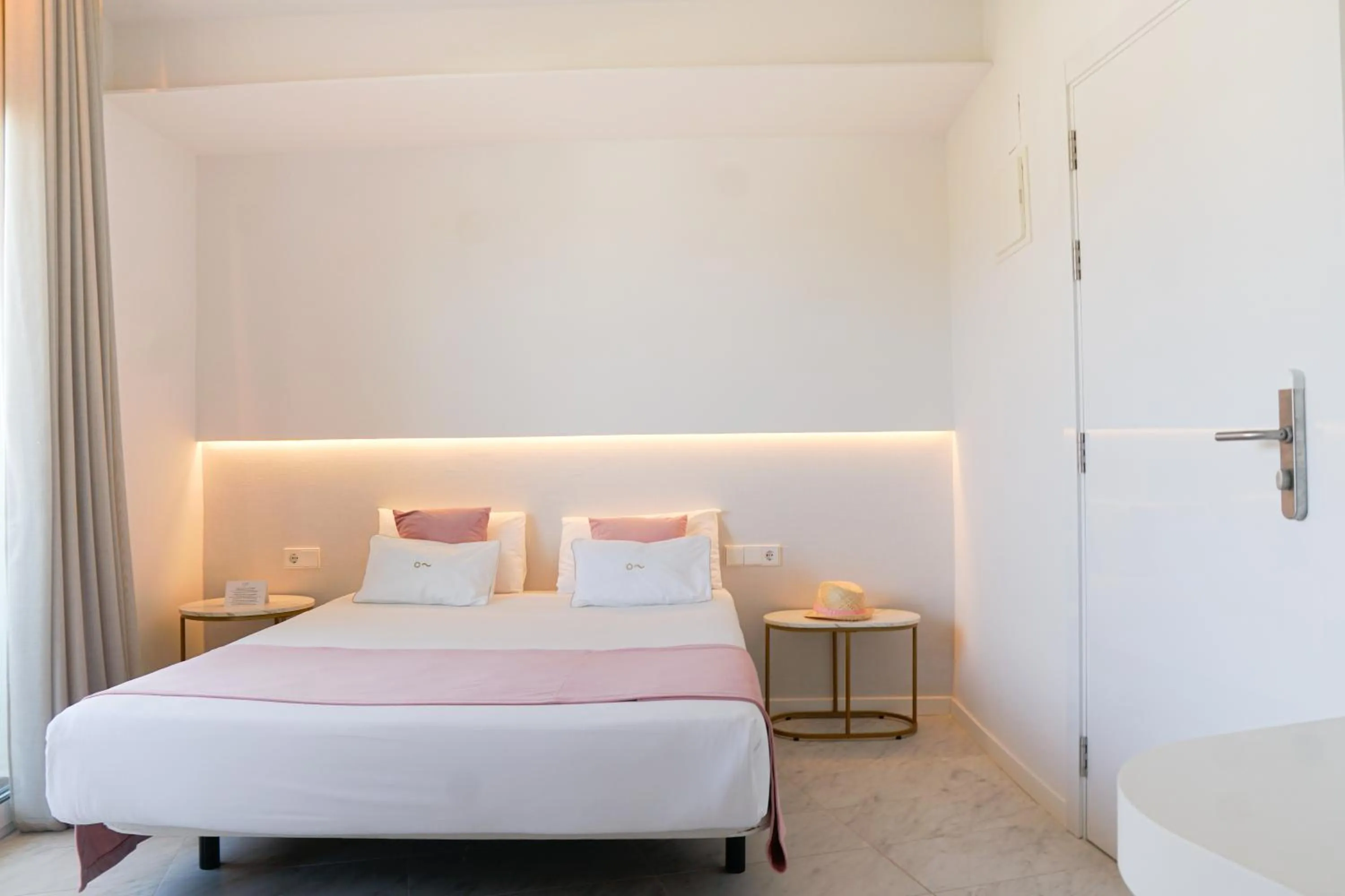 Decorative detail, Bed in Hotel Aromar