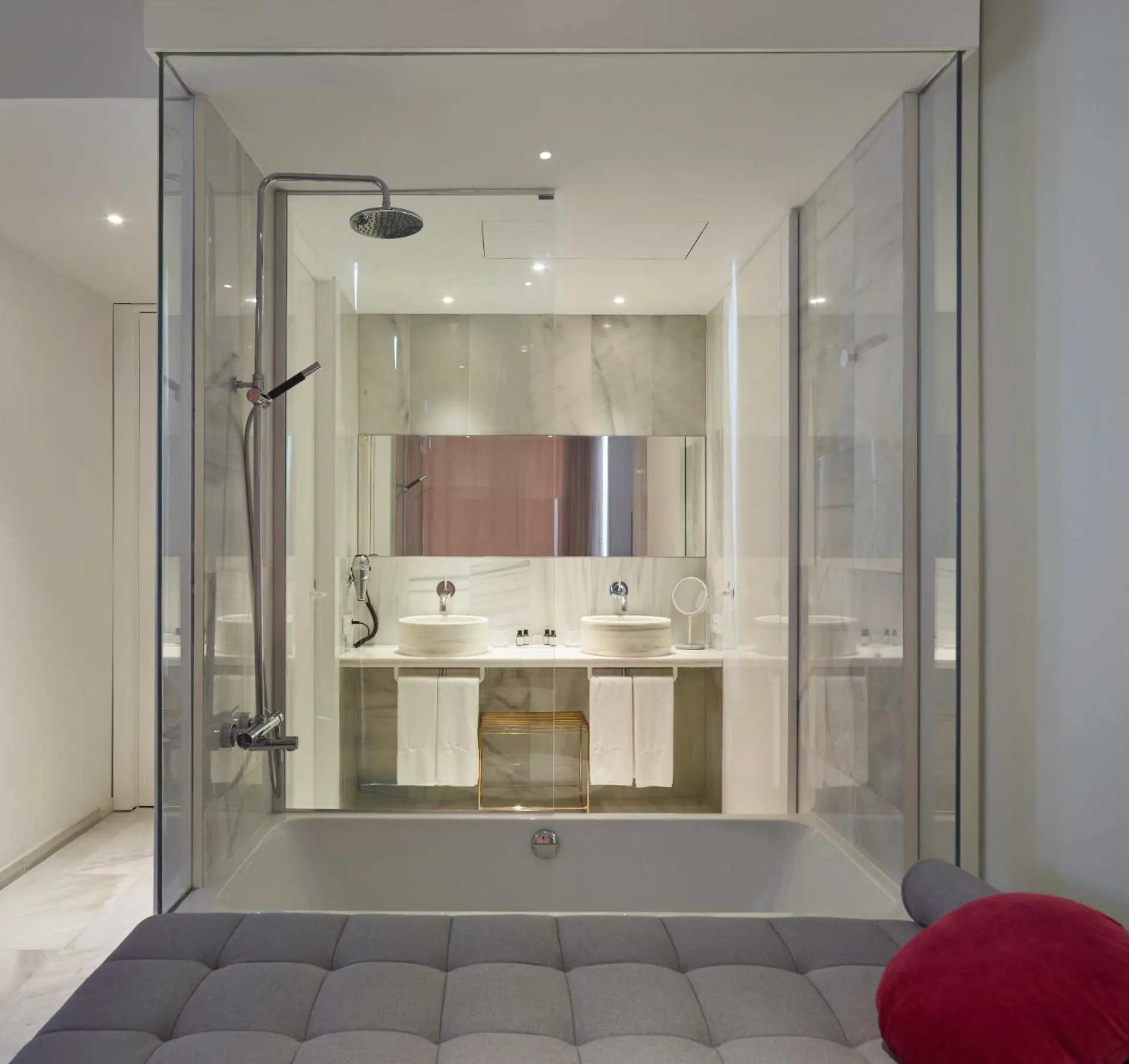 Shower in Hotel Aromar