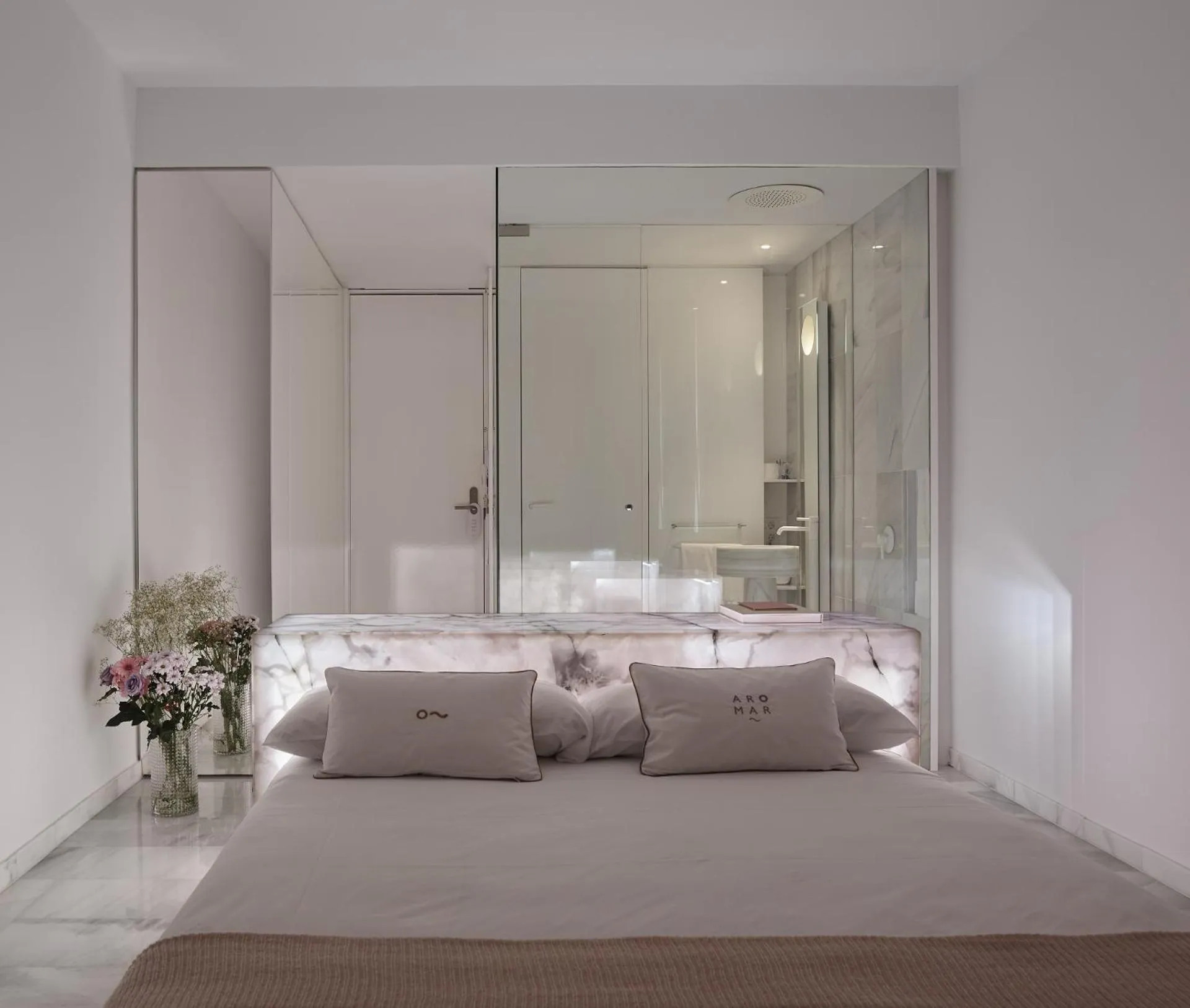 Decorative detail, Bed in Hotel Aromar