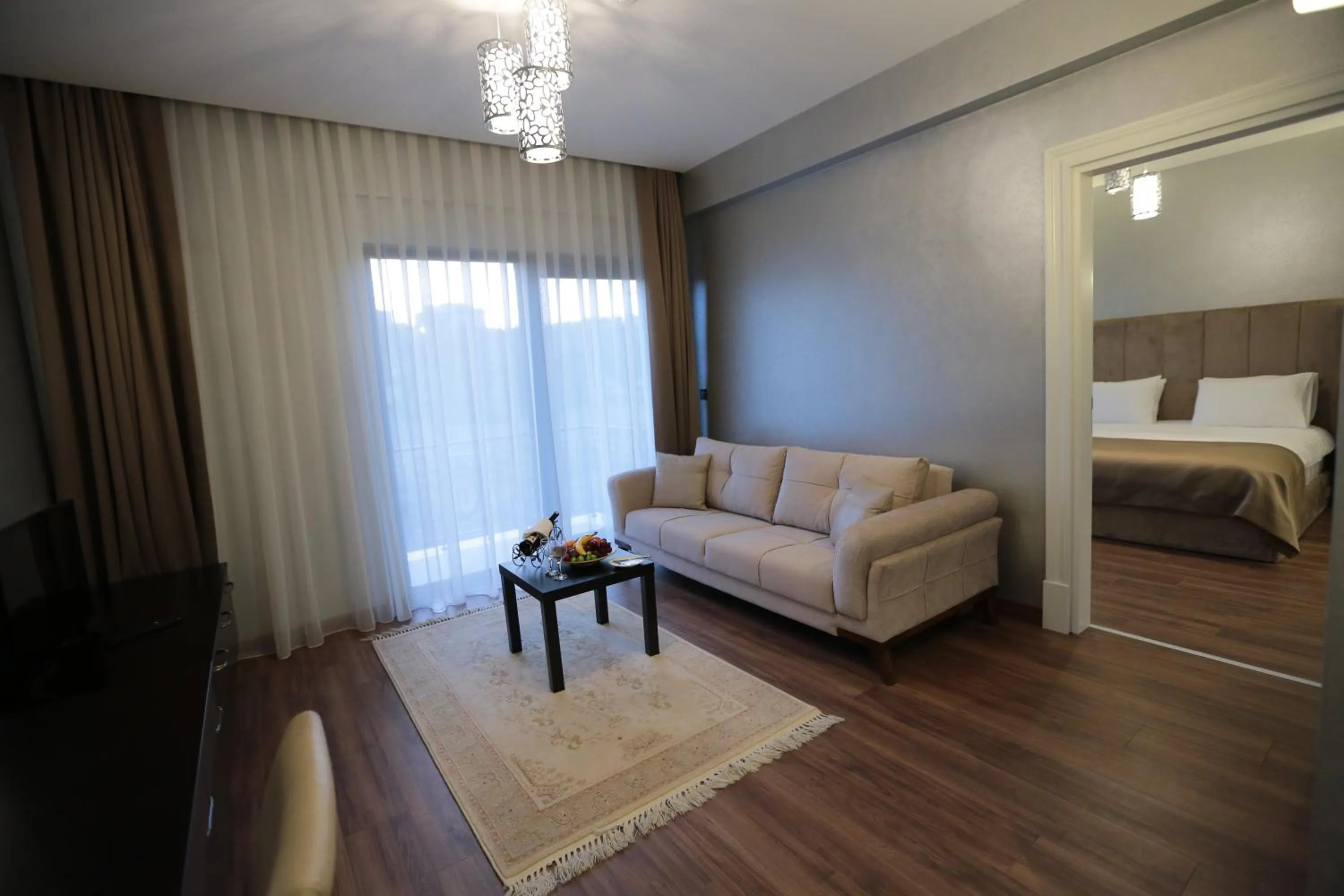 Living room, Bed in Heybeli Hotel