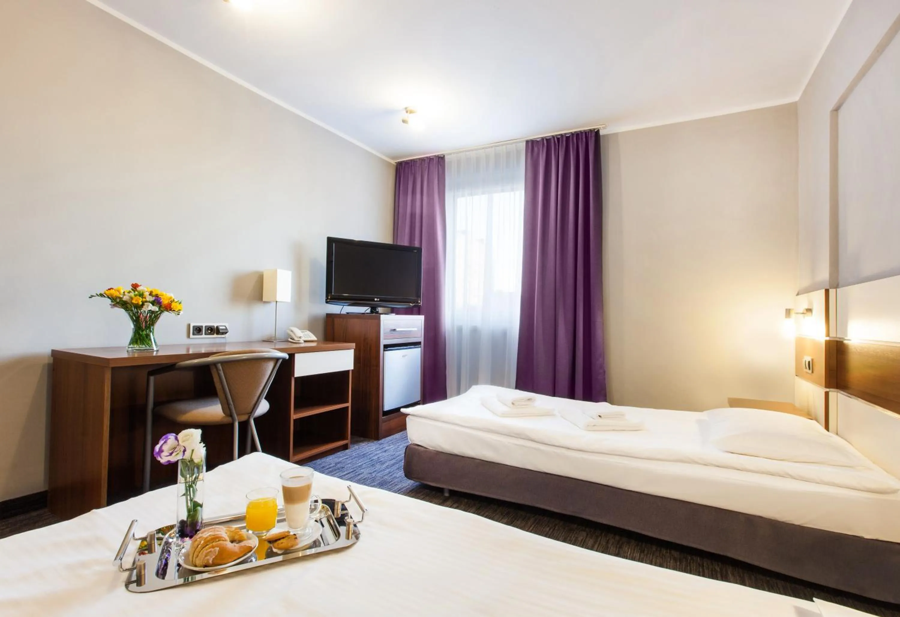 Bed in B&B HOTEL TYCHY 4Stars