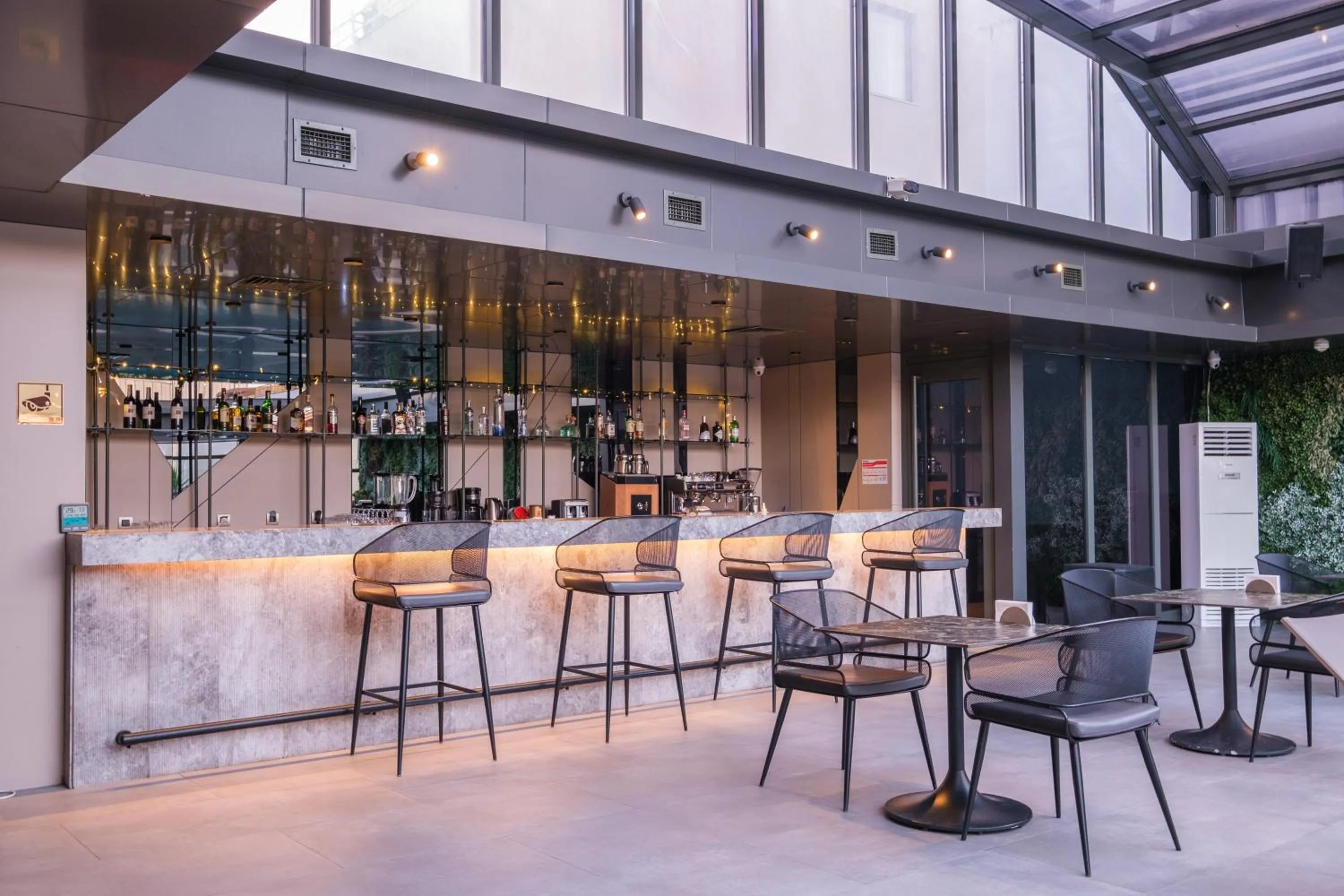 Lounge or bar in Golden Age Hotel Taksim