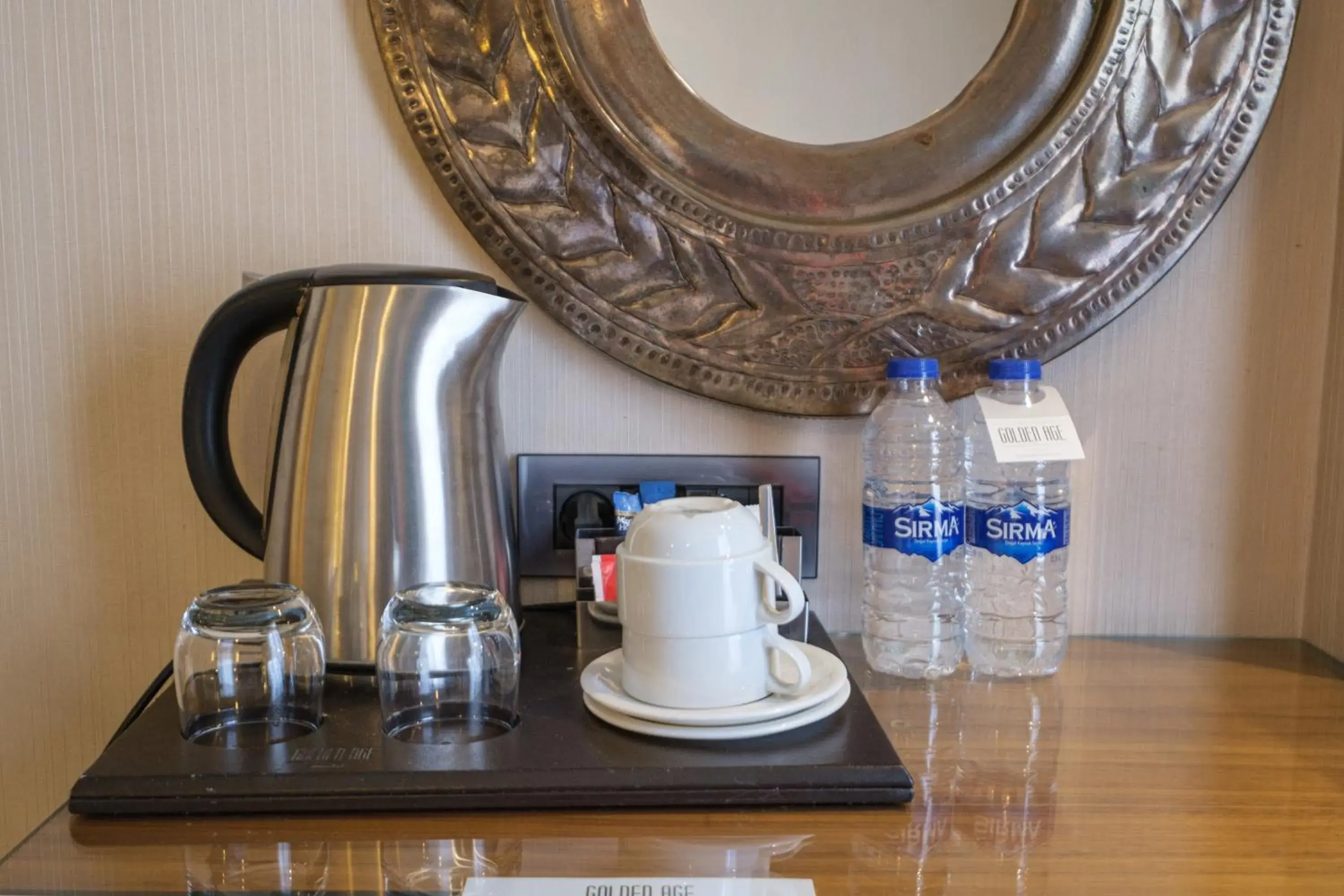 Superior Triple With Street View in Golden Age Hotel Taksim Superior Triple With Street View in Golden Age Hotel Taksim