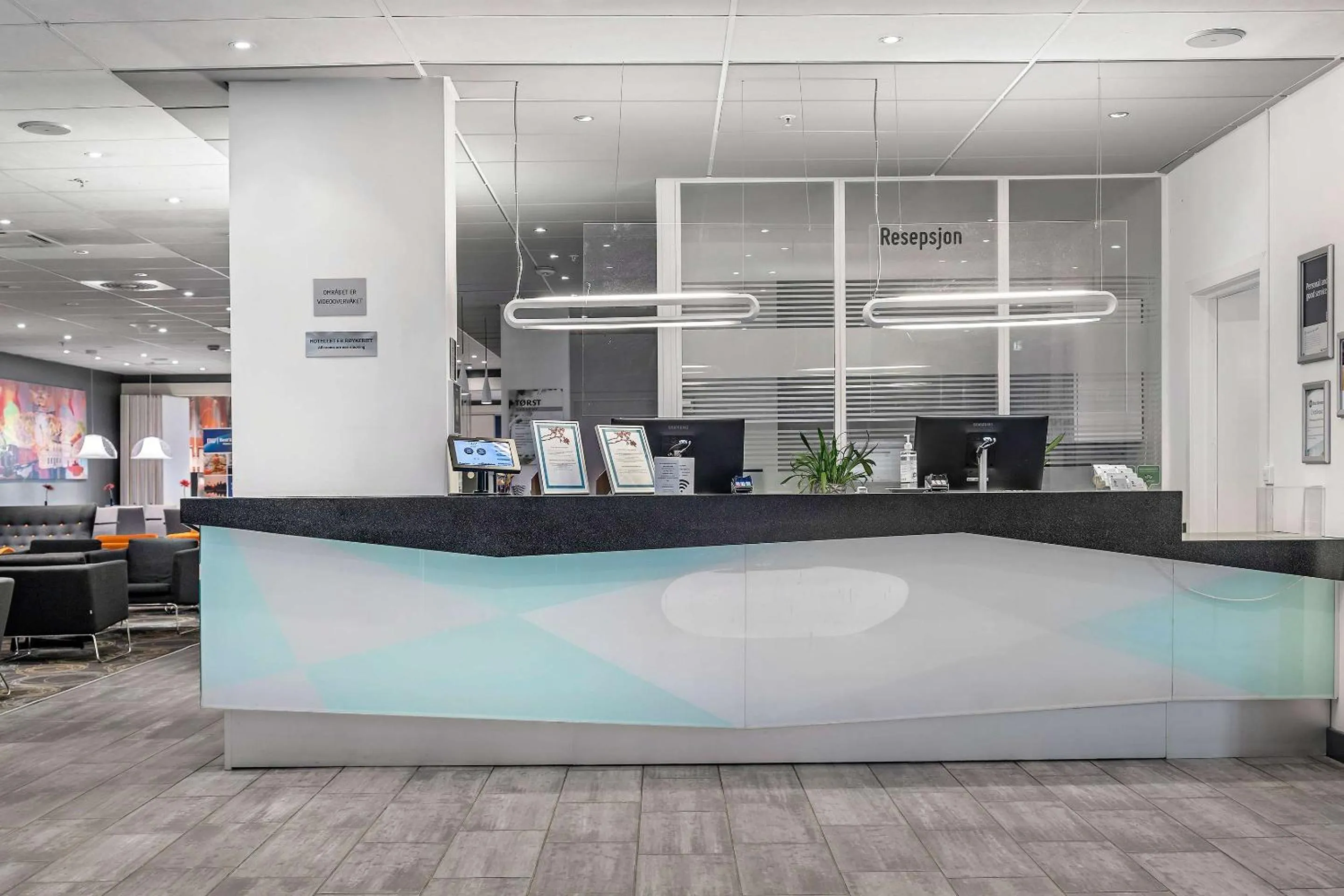 Lobby or reception in Best Western Leto Arena