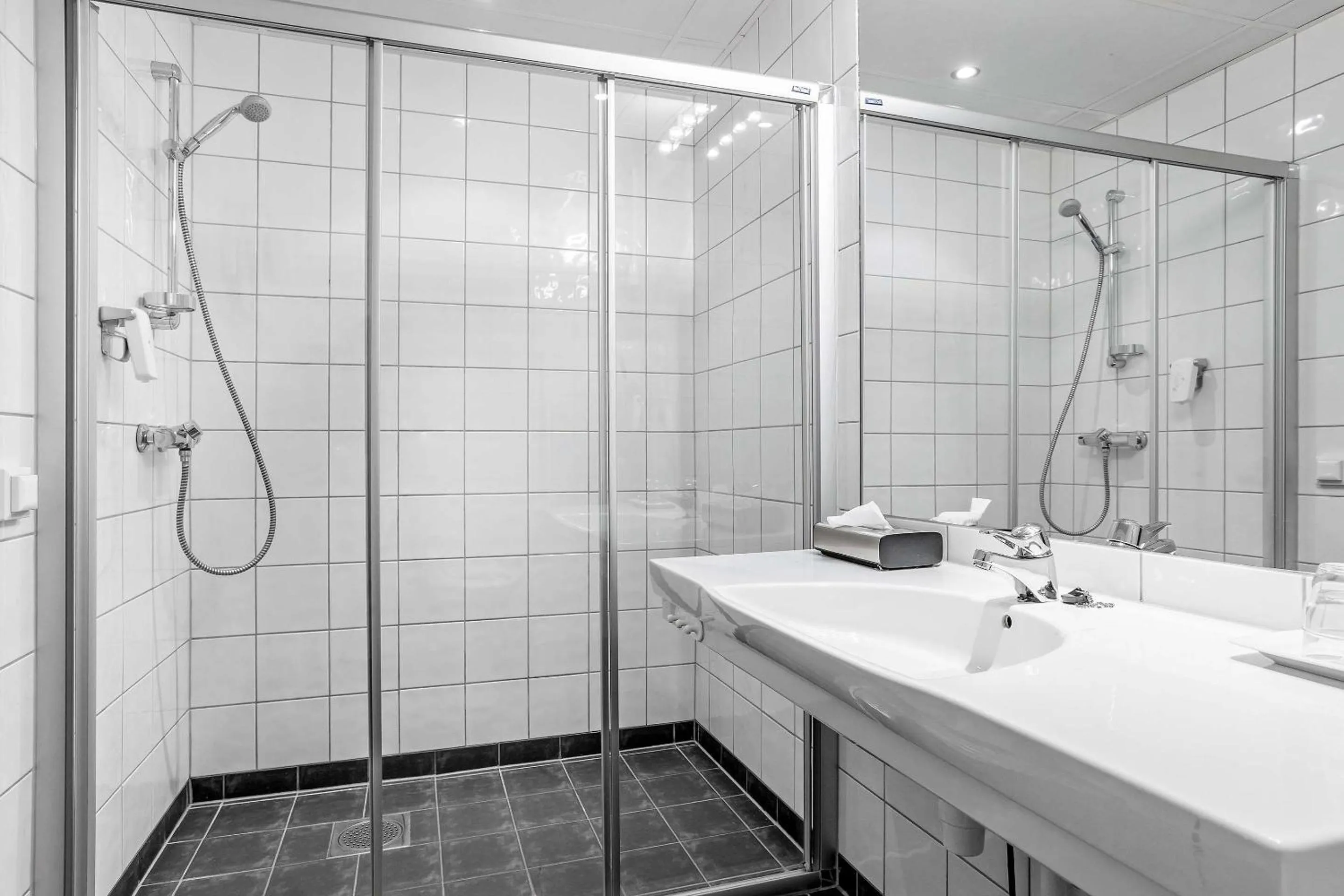 Bedroom in Best Western Leto Arena