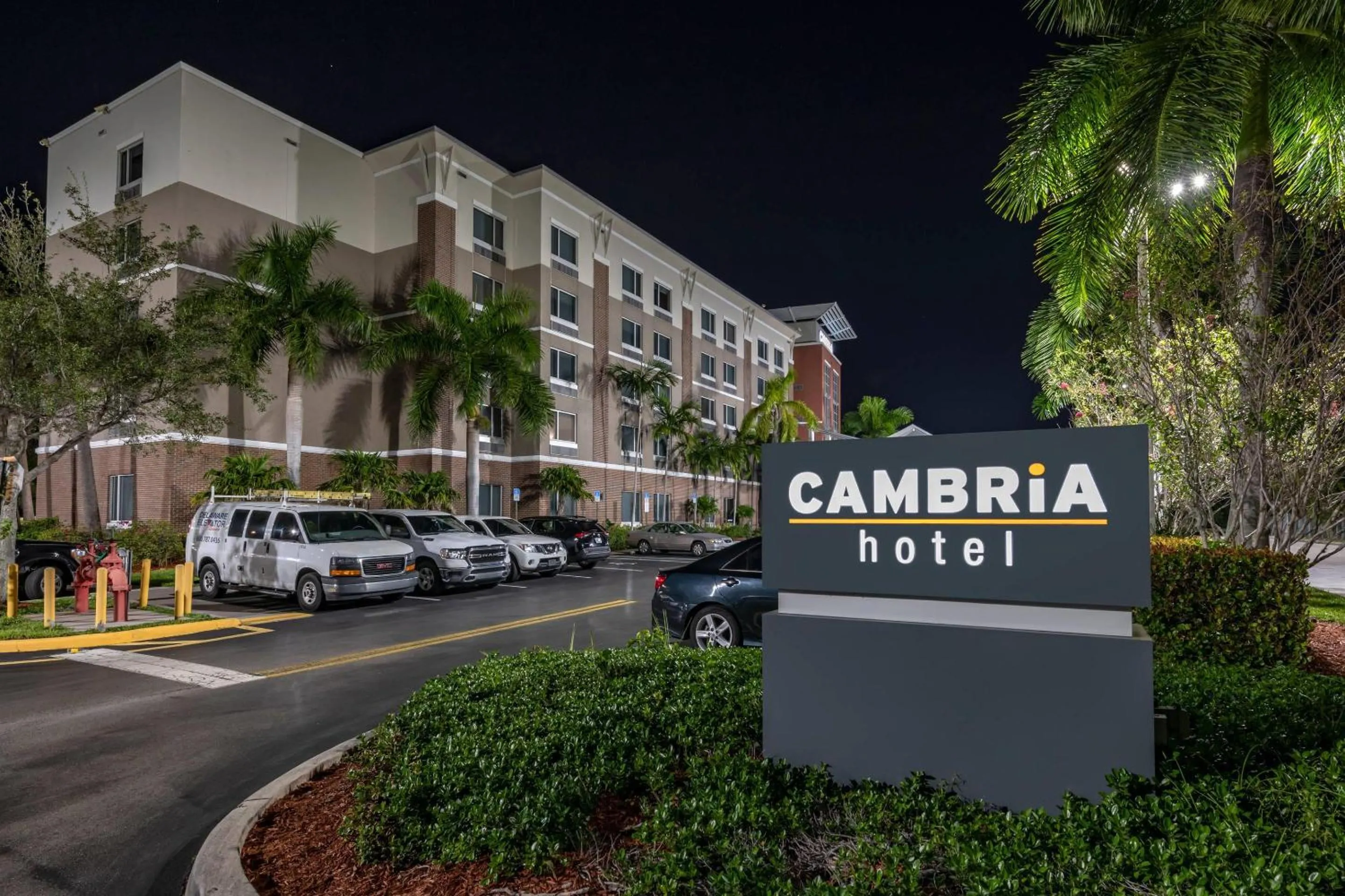 Property building in Cambria Hotel Ft Lauderdale, Airport South & Cruise Port