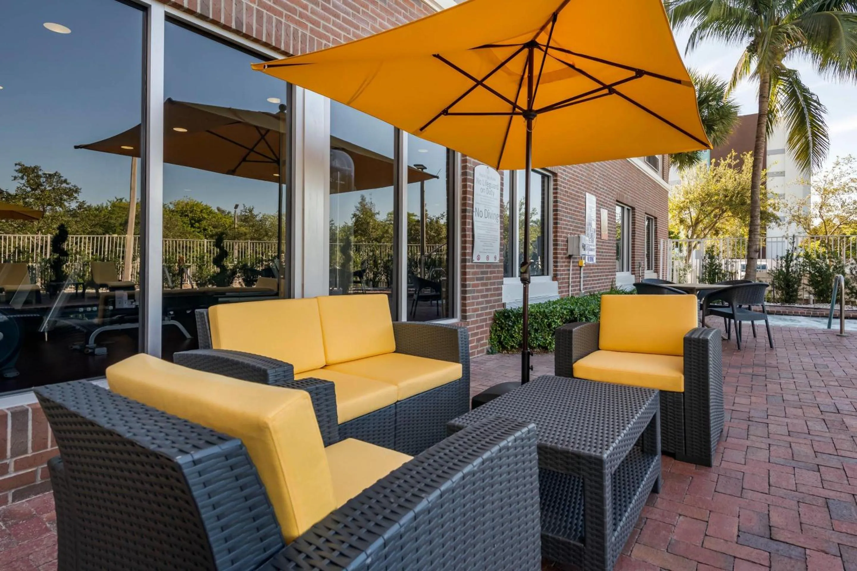 Swimming pool in Cambria Hotel Ft Lauderdale, Airport South & Cruise Port