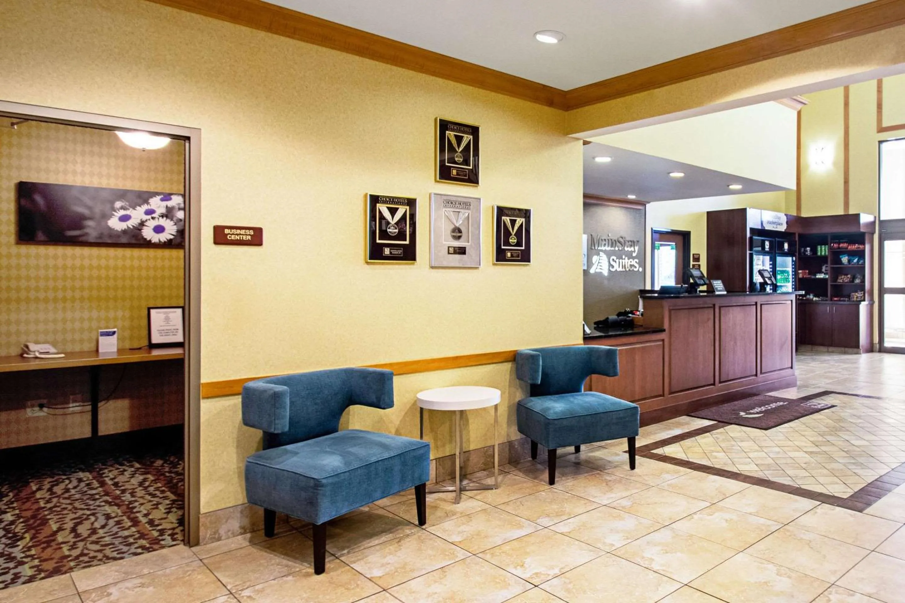Lobby or reception in Sleep Inn & Suites Madison - Monona
