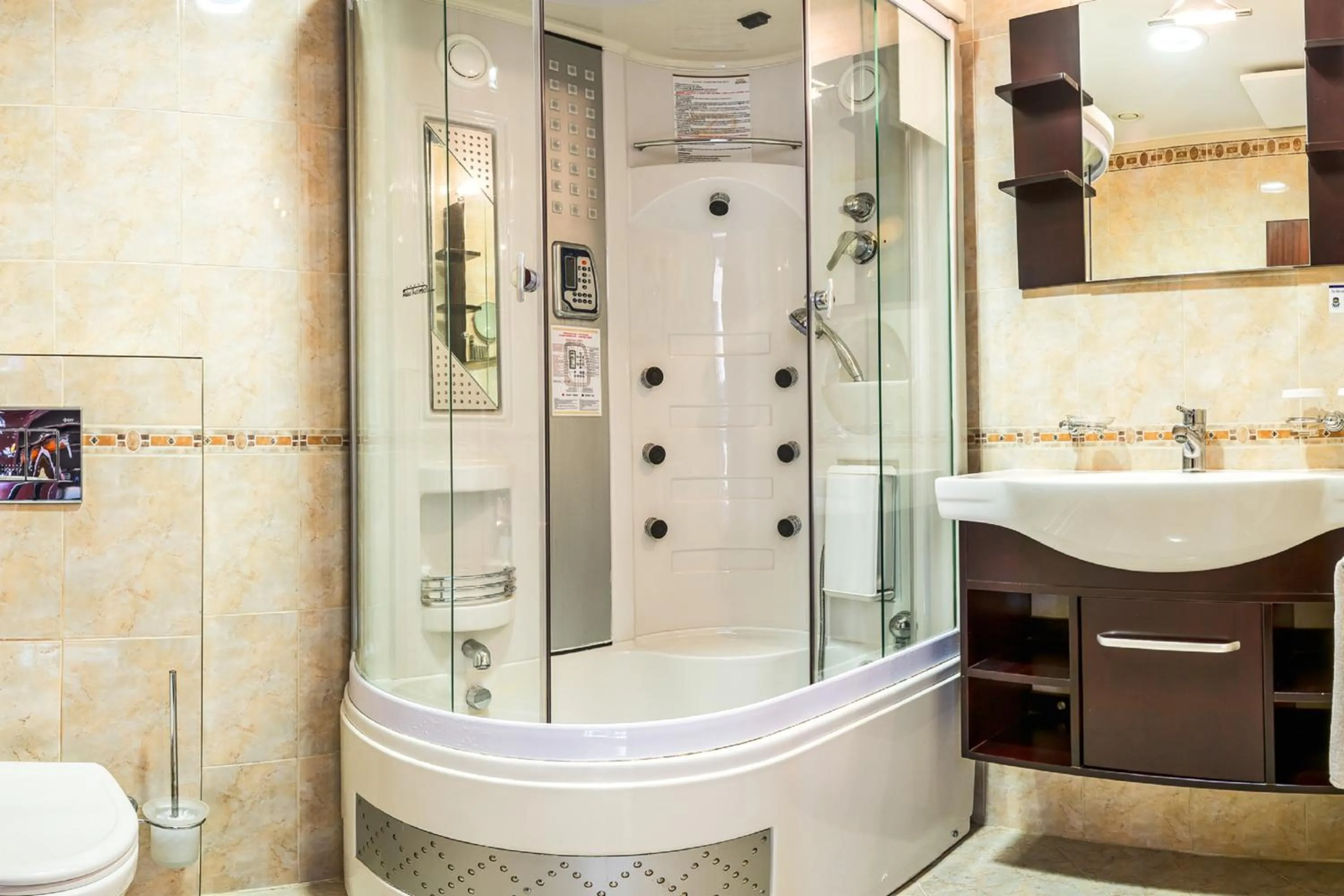 Bathroom in Palace Hotel Polom