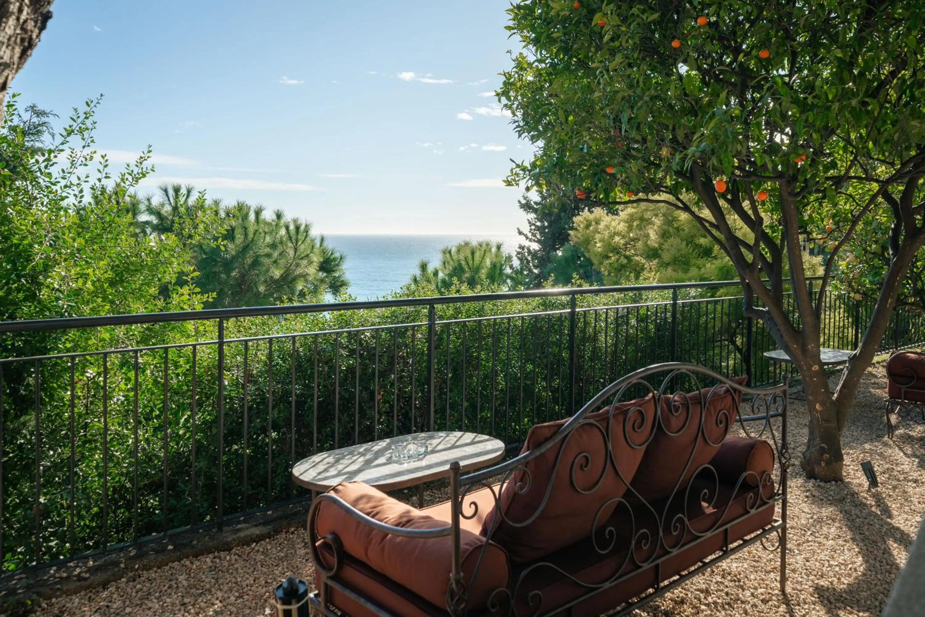 Garden in Hôtel Le Roquebrune