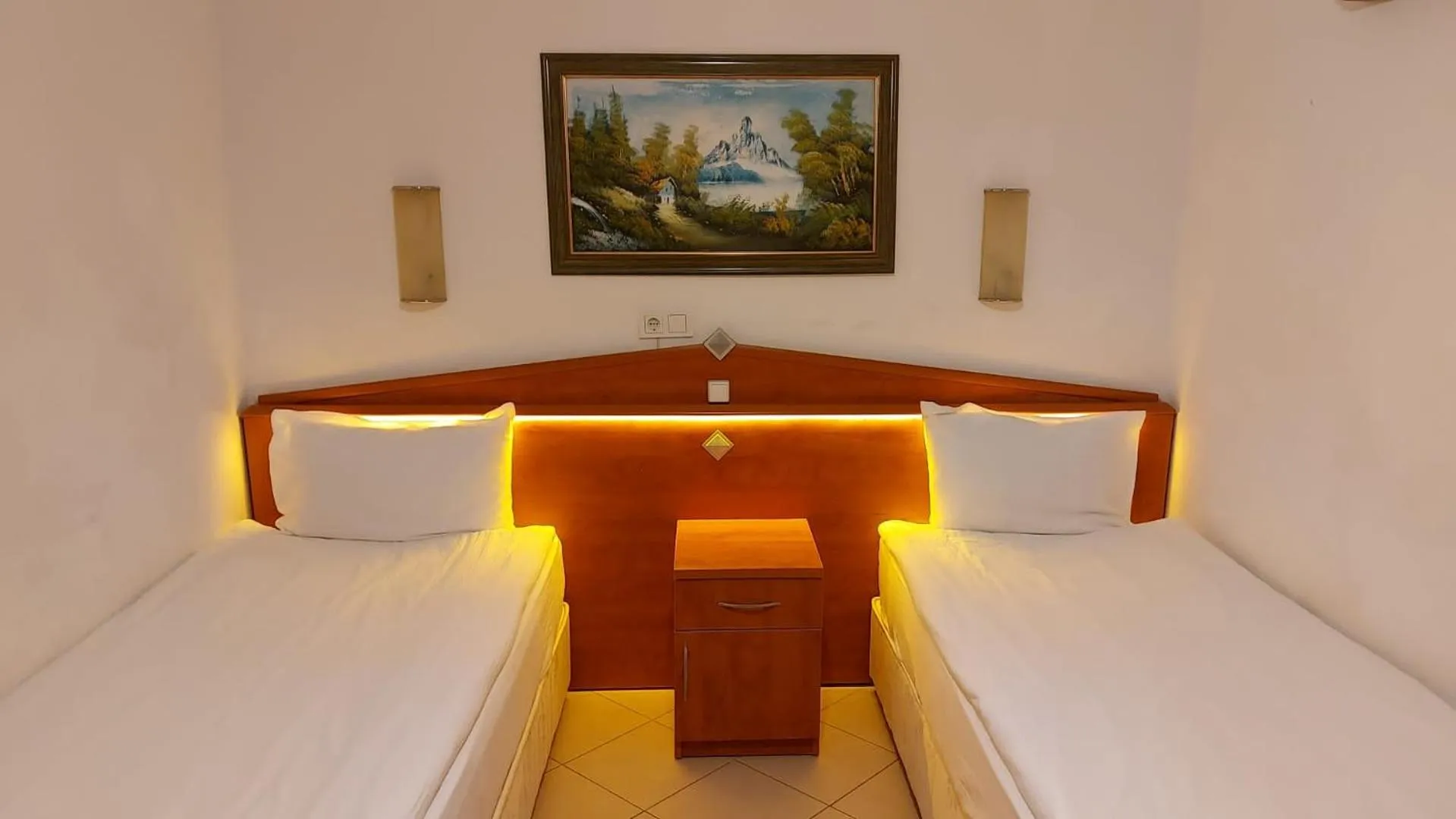 Bed in Beyaz Melek Hotel