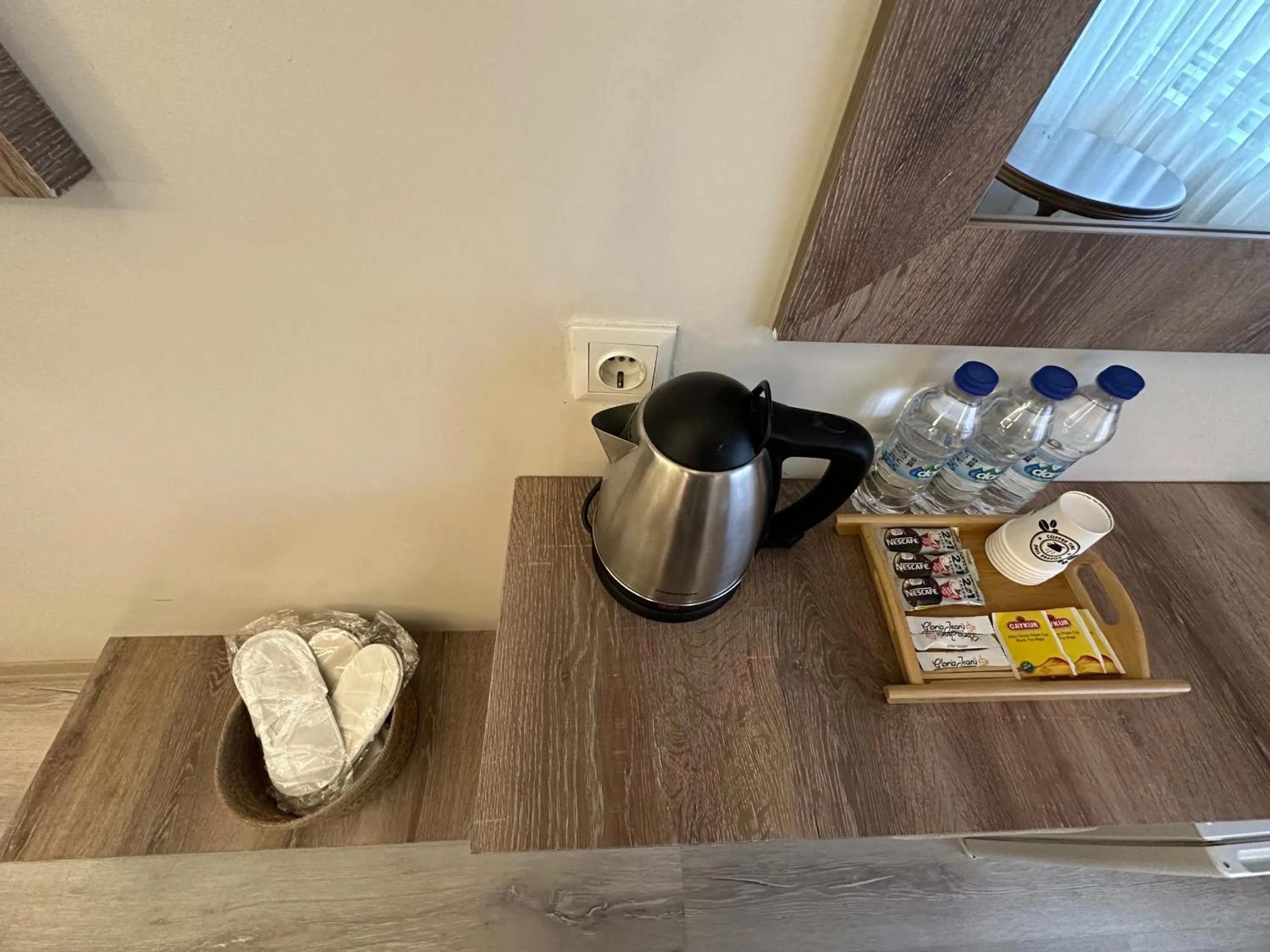 Coffee/tea facilities in Line Suite Hotel