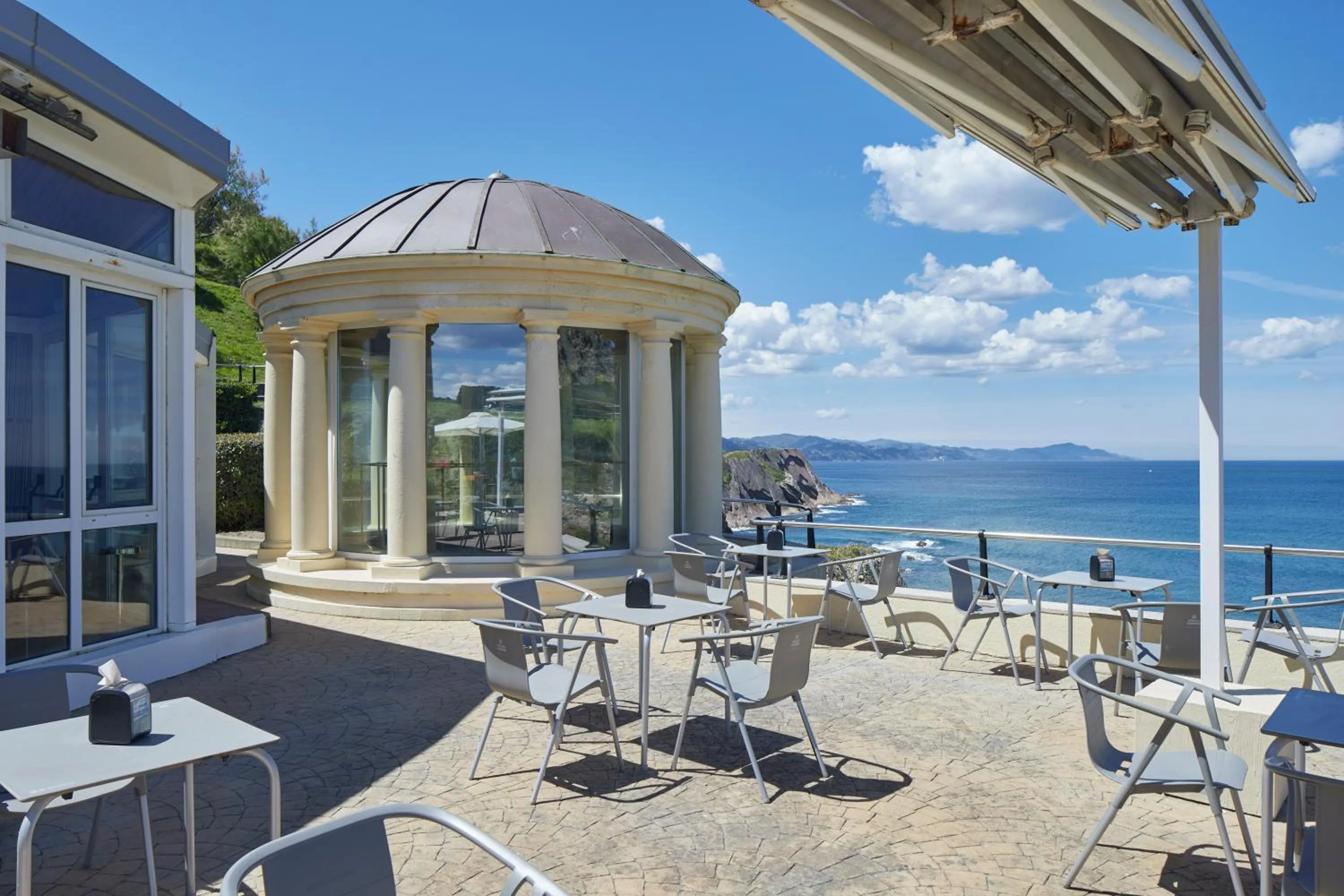 Hotel & Talasoterapia Zelai