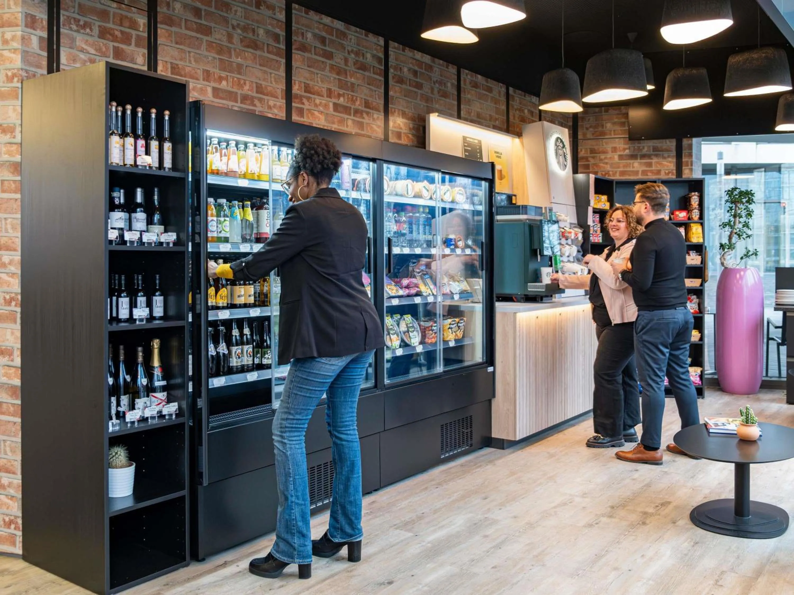 Lounge or bar in Novotel Suites Luxembourg