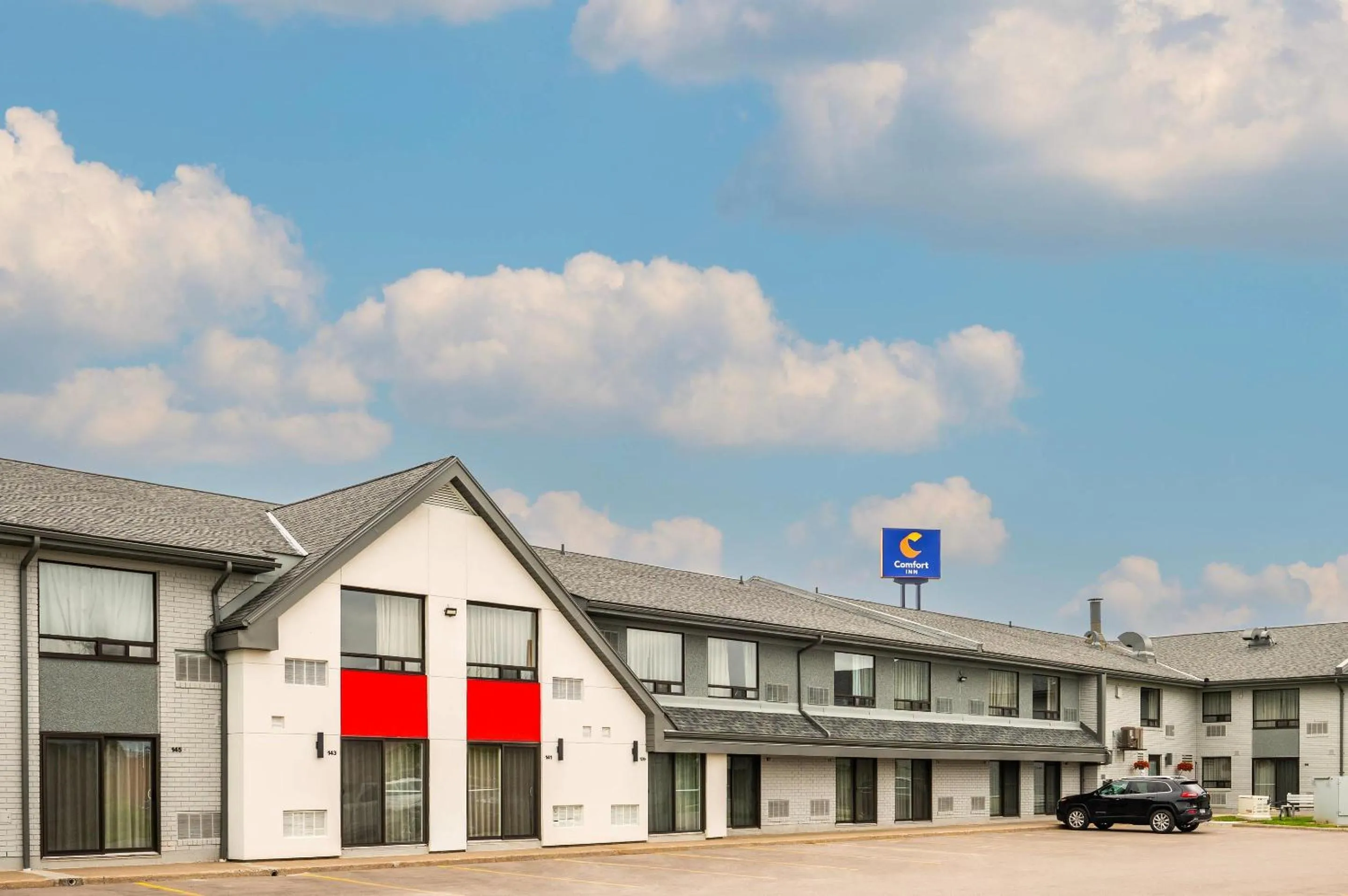 Property building in Comfort Inn Magnetic Hill