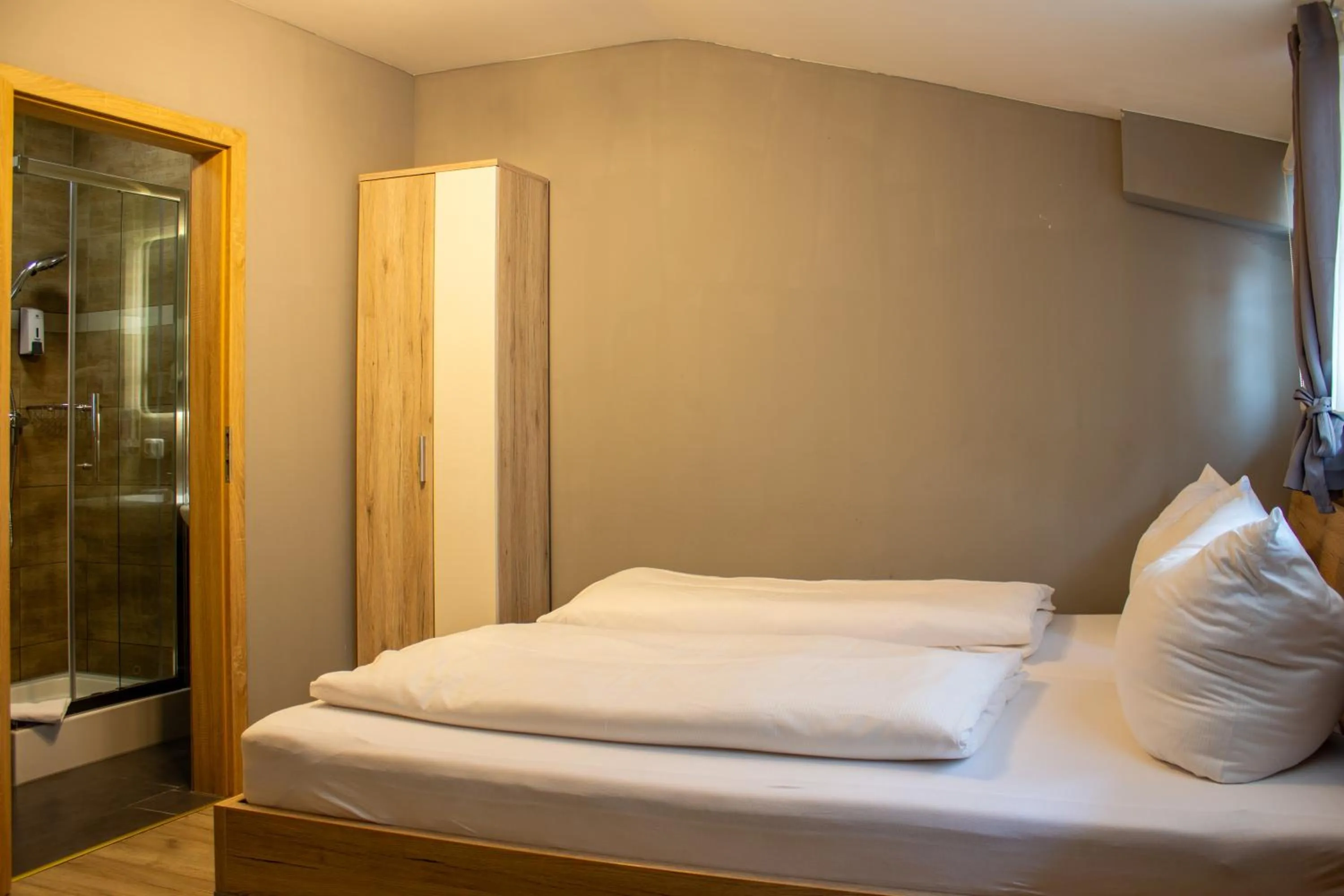 Bed in City House Alpeneck