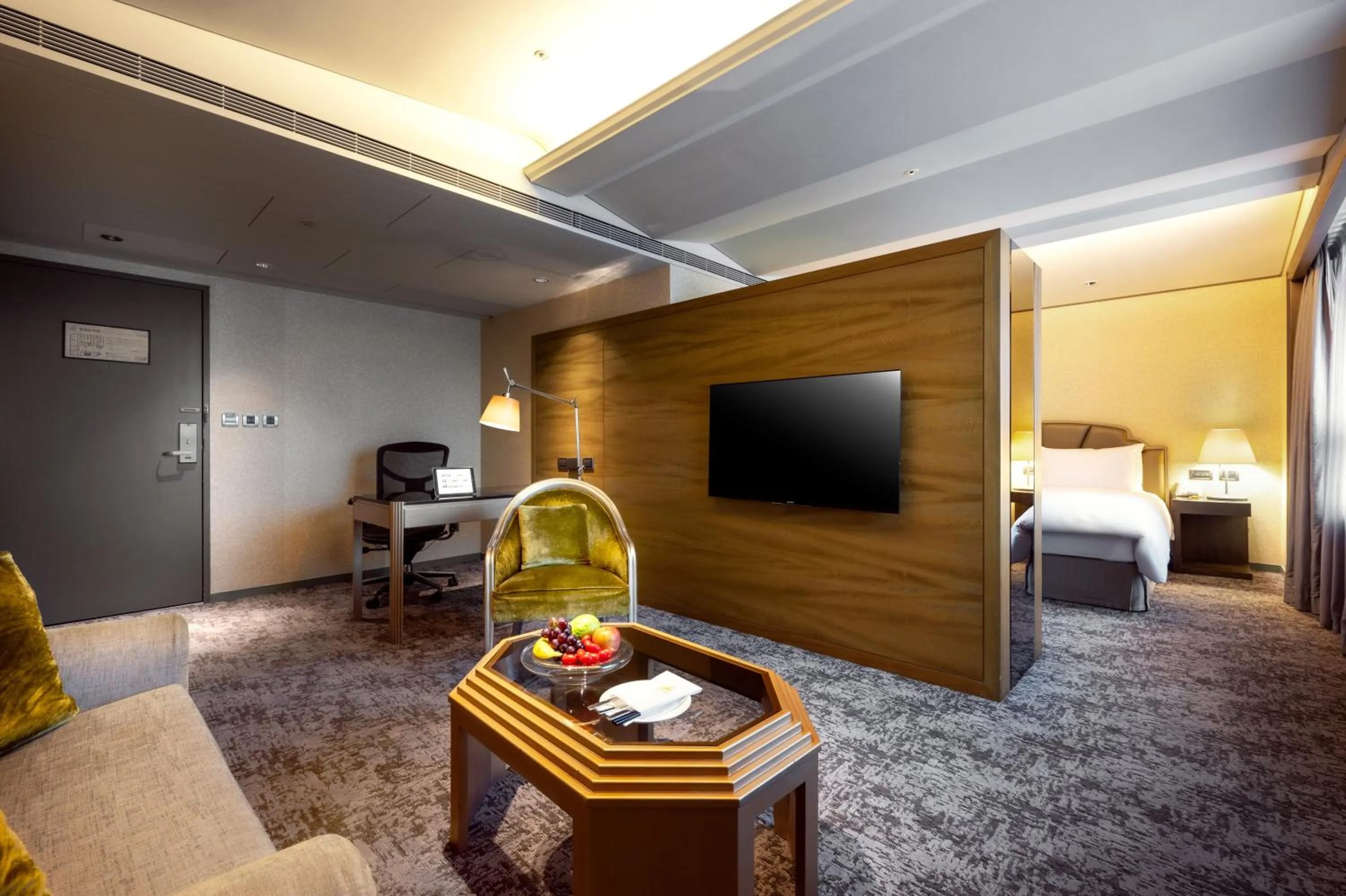 Living room, Bed in The Landis Taipei