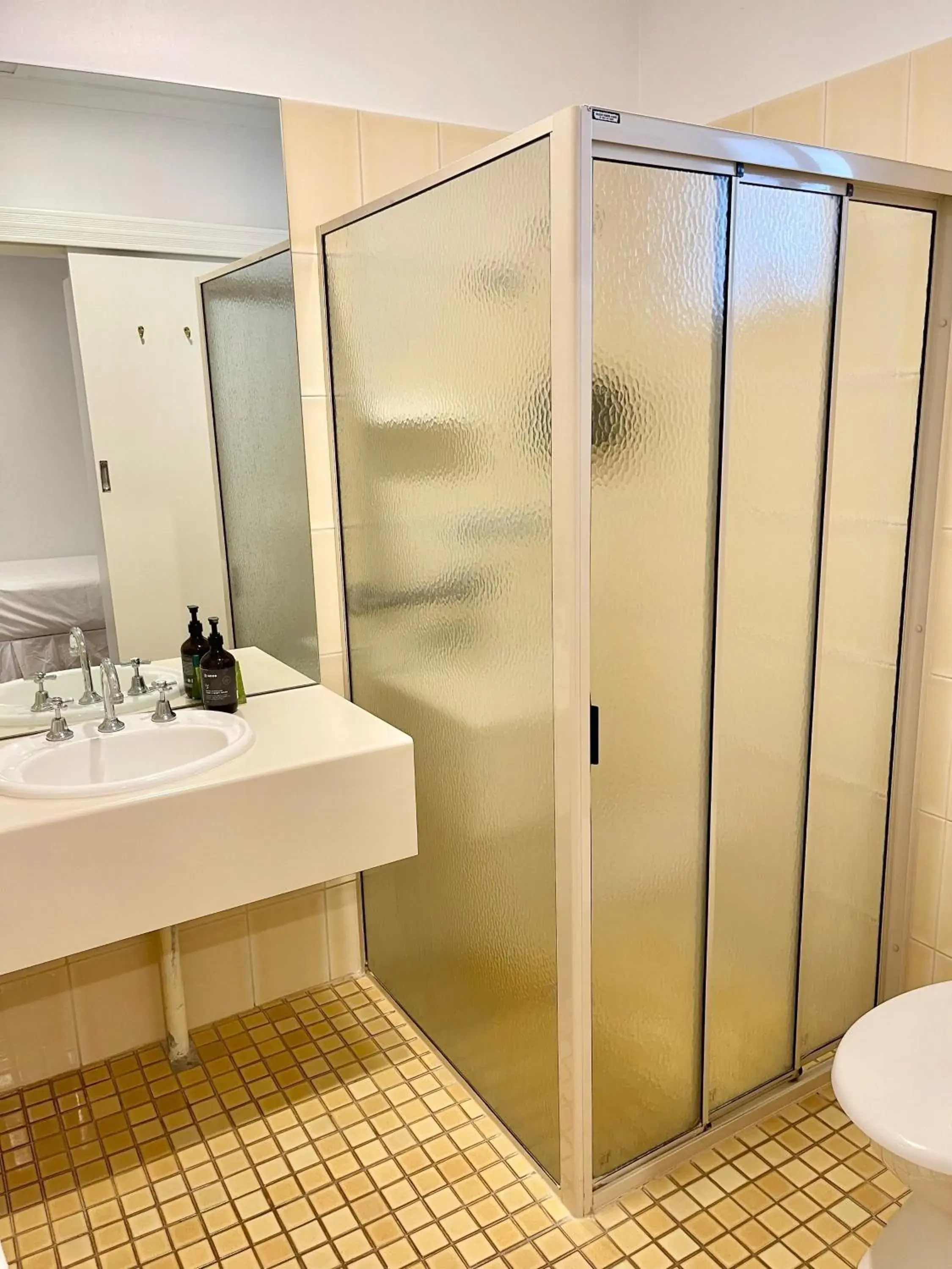 Ground Level Harbor View - Unserviced in Harbour View Motel Ground Level Harbor View - Unserviced in Harbour View Motel