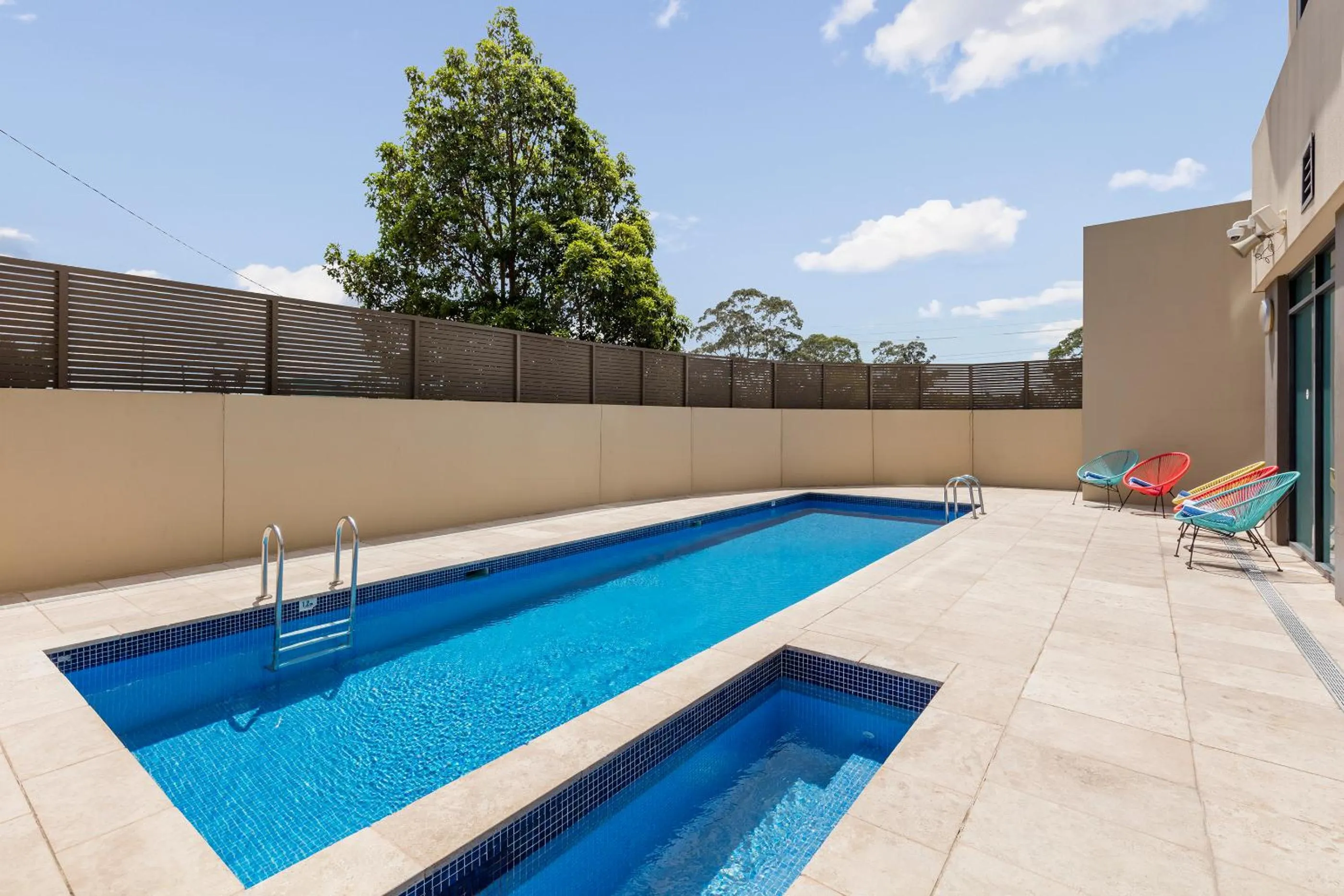 Swimming pool in Nesuto Parramatta