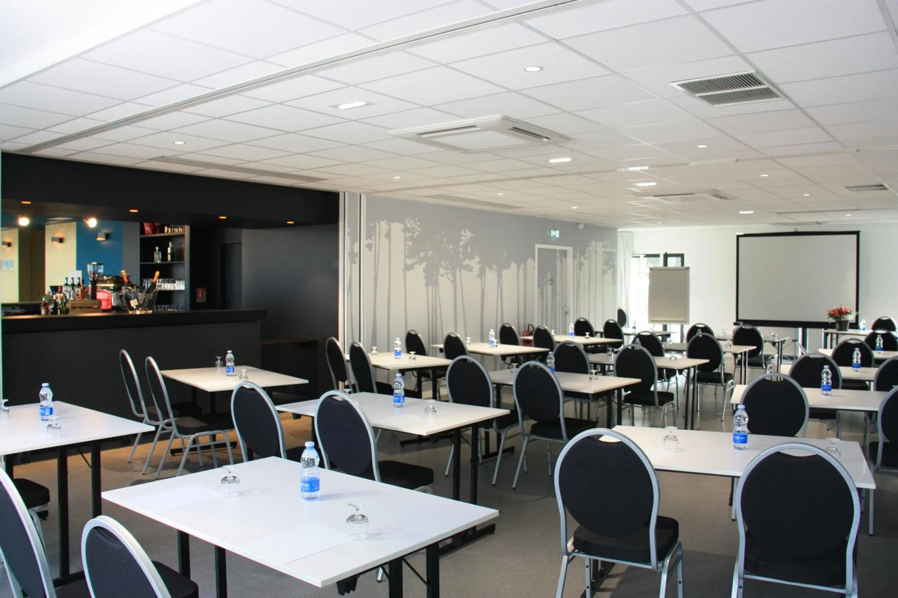 Meeting/conference room in Hôtel du Parc & Spa