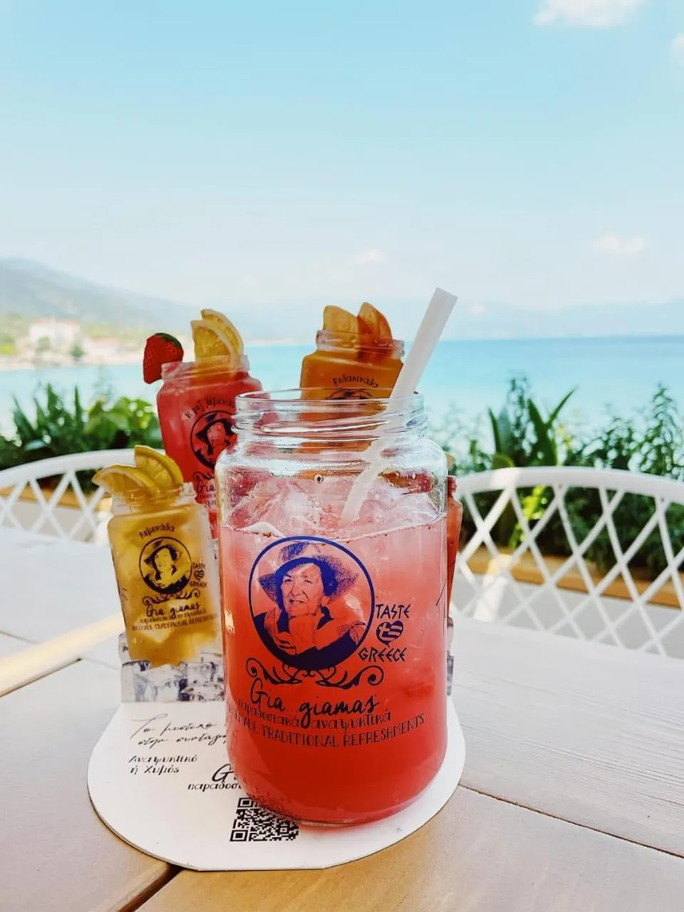 Restaurant/places to eat in Nereides Seaside Apartments