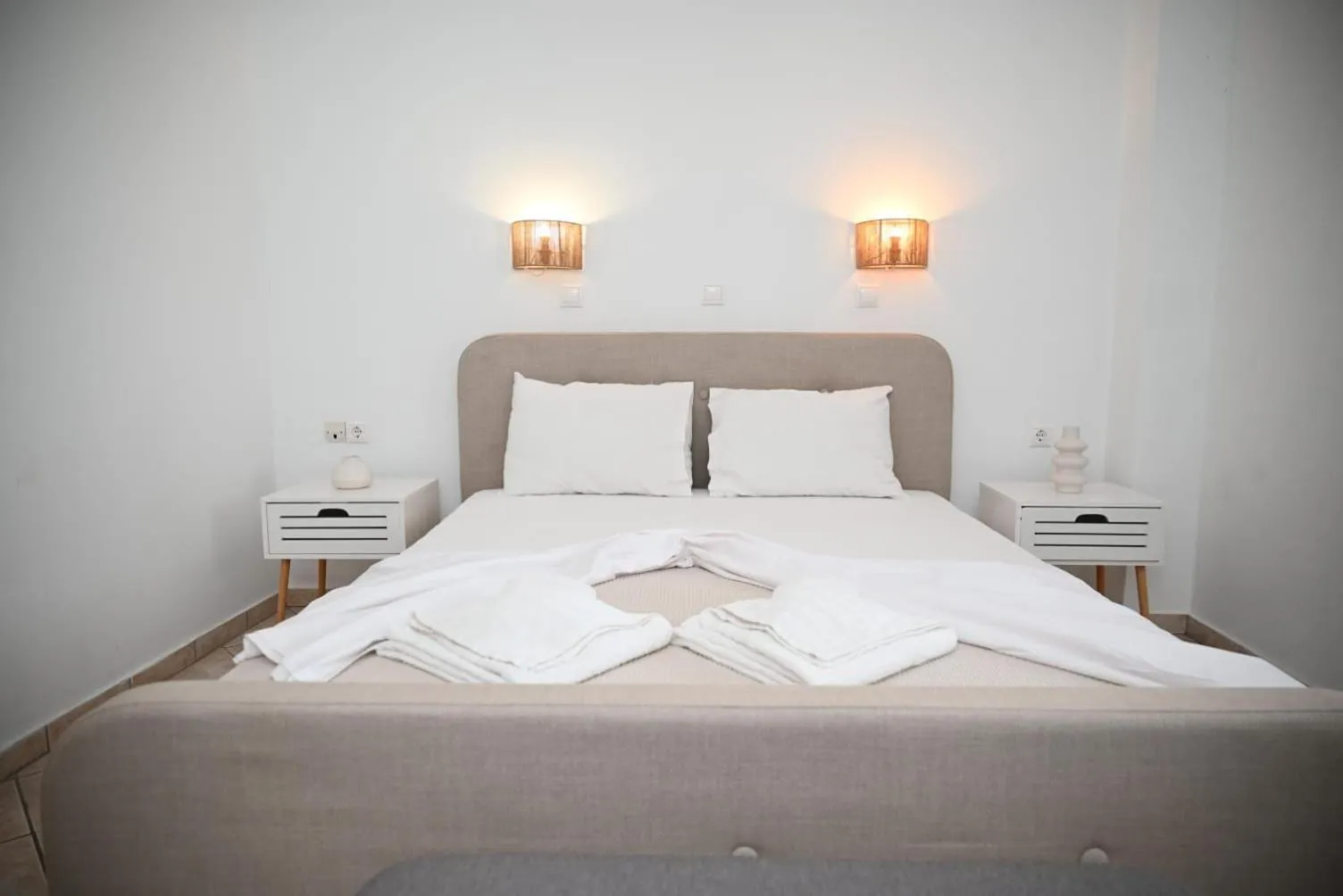 Bed in Nereides Seaside Apartments