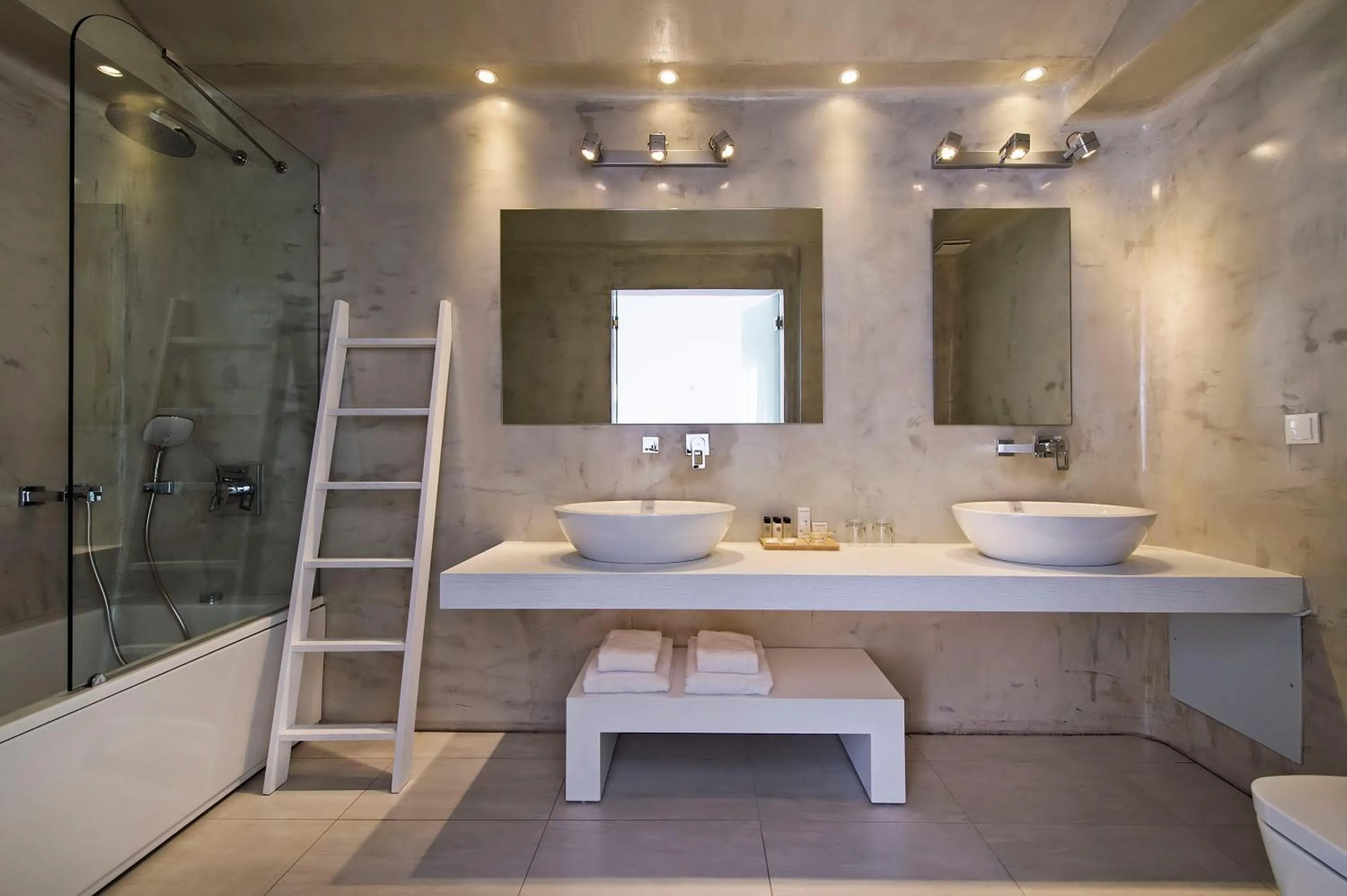 Bathroom in Cavo Bianco Boutique Hotel & Spa