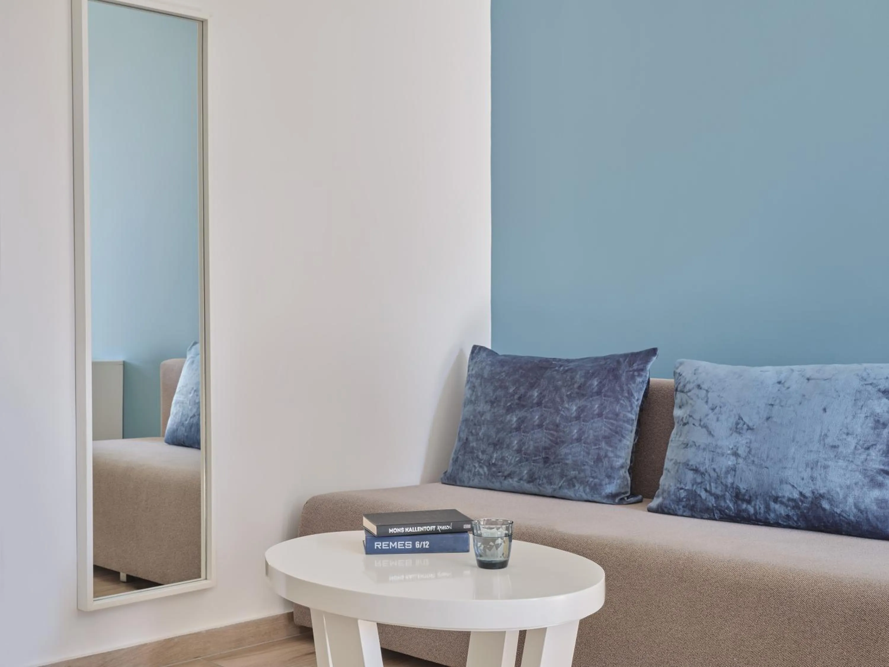 Living room in Atlantica Oasis Hotel