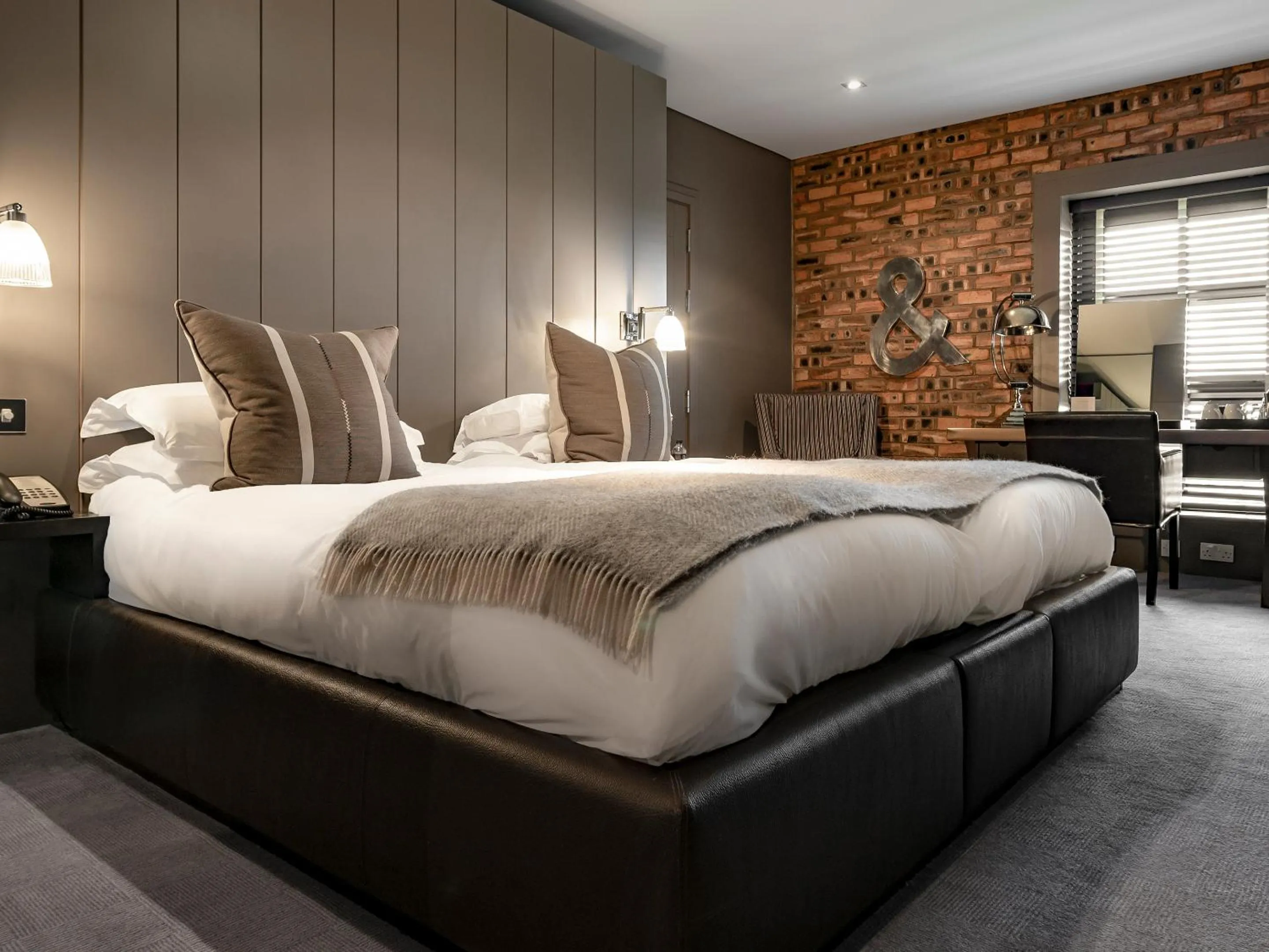 Bedroom, Bed in Dakota Edinburgh