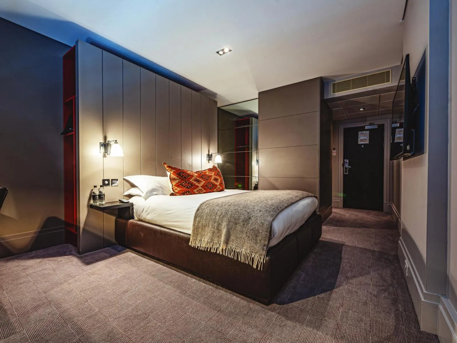 Bedroom, Bed in Dakota Edinburgh