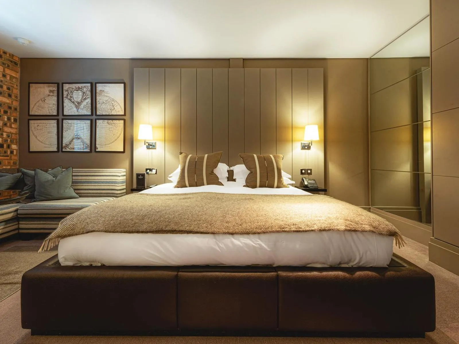 Bed in Dakota Edinburgh