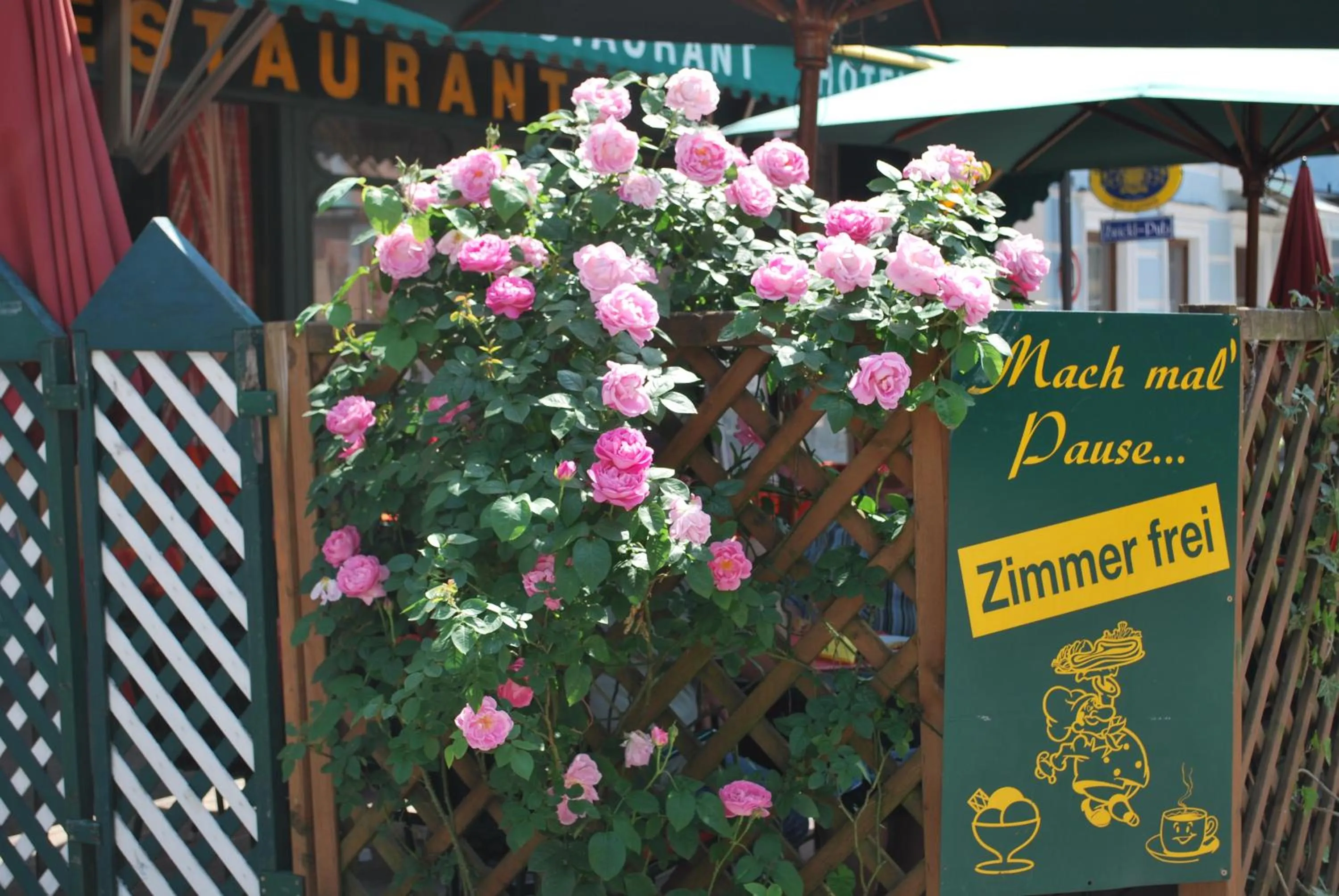 Balcony/Terrace in HOTEL ZILLNERs EINKEHR ***