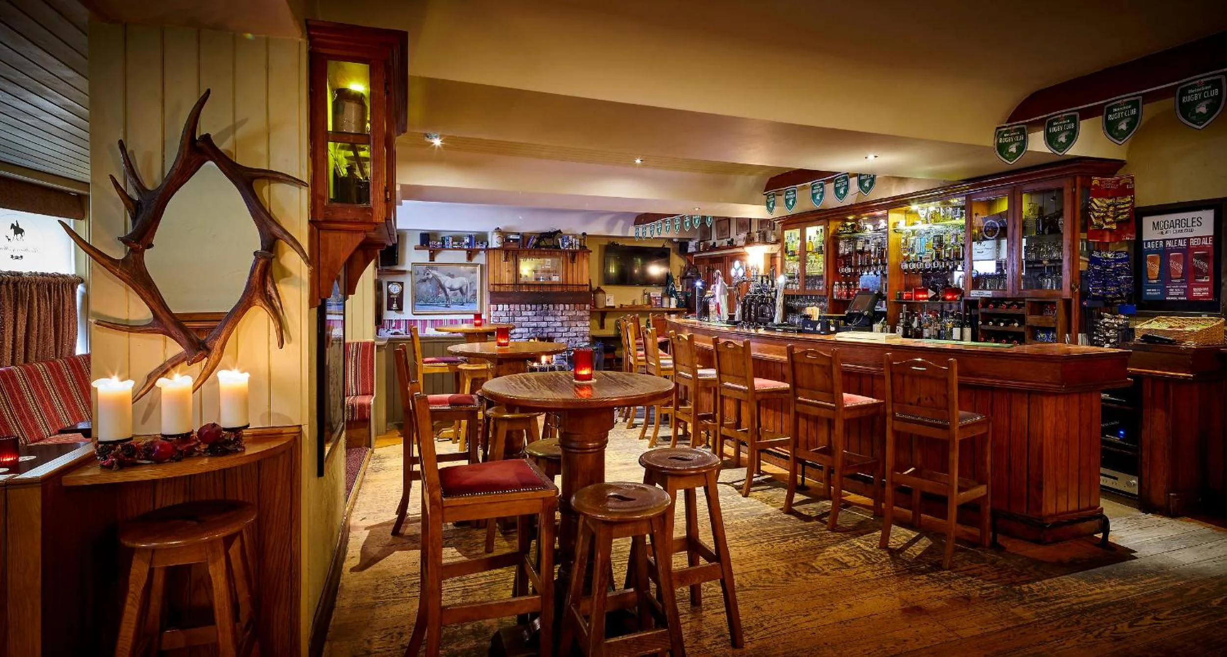 Lounge or bar in Horse & Hound